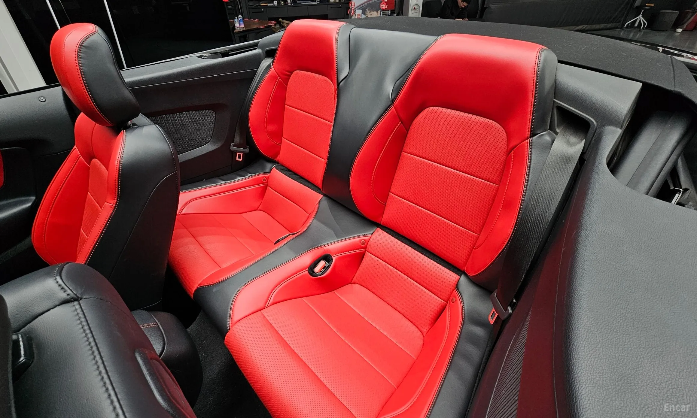 Ford Mustang превью 12
