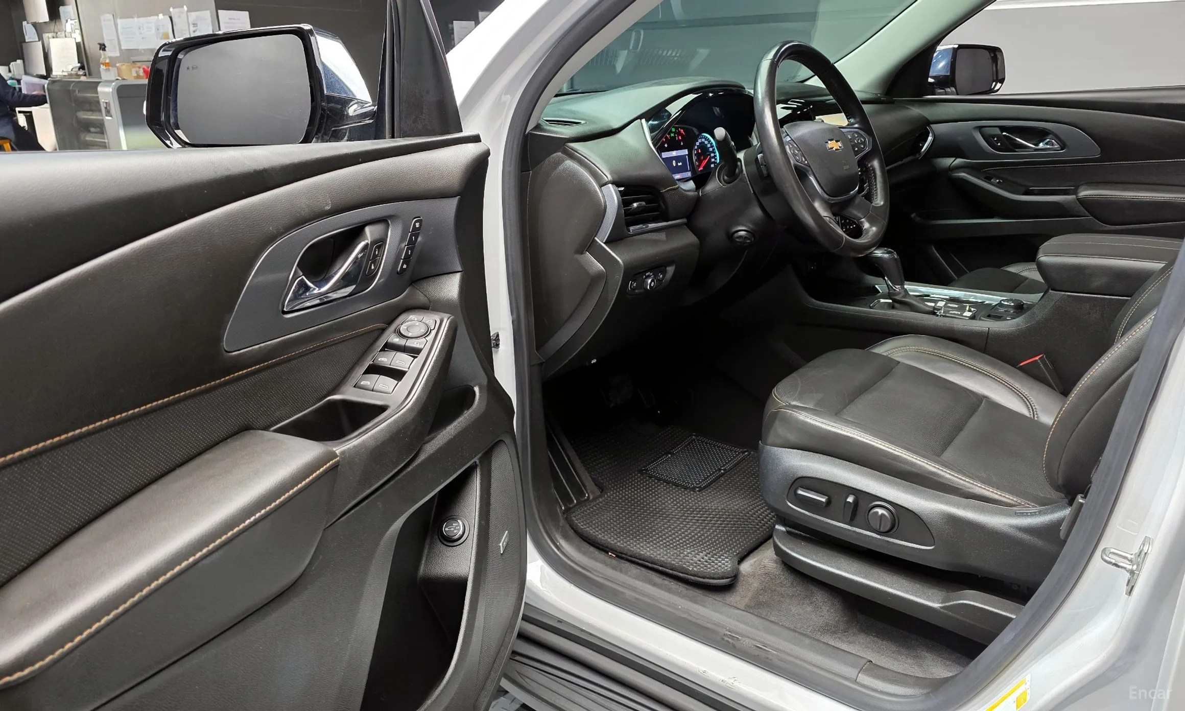 Chevrolet (GM Daewoo) Traverse превью 11