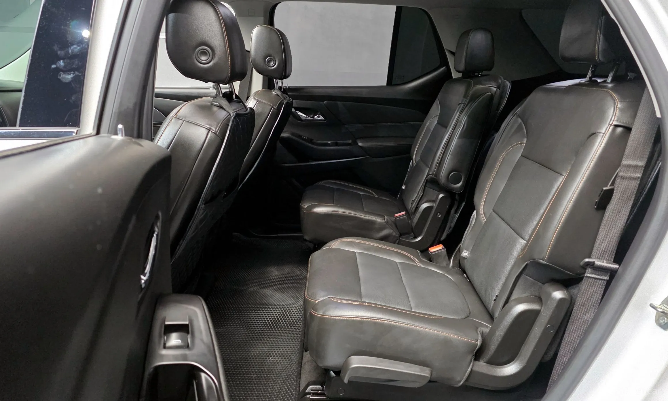Chevrolet (GM Daewoo) Traverse превью 12