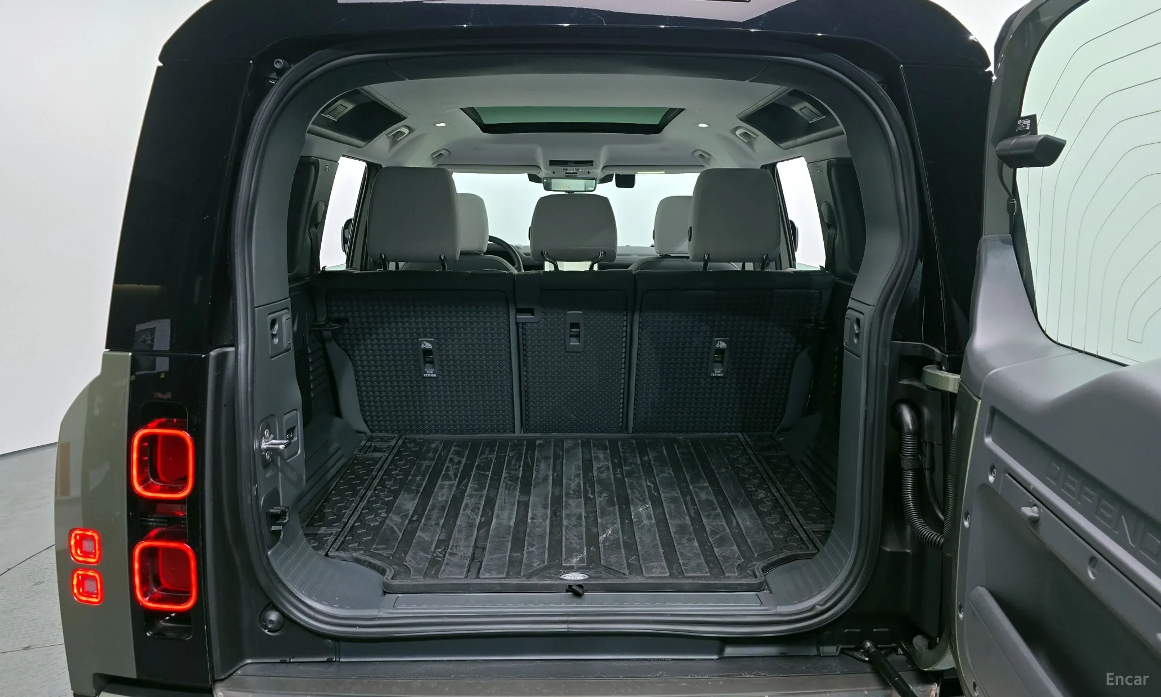 Land Rover Defender (L663) превью 20