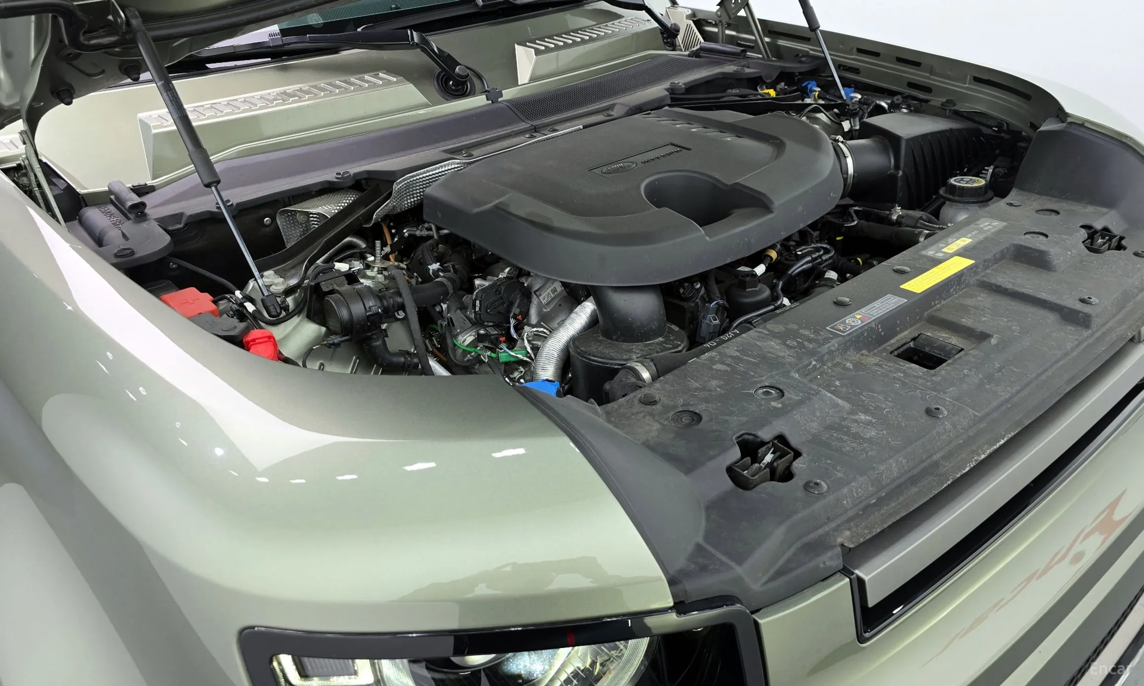 Land Rover Defender (L663) превью 6