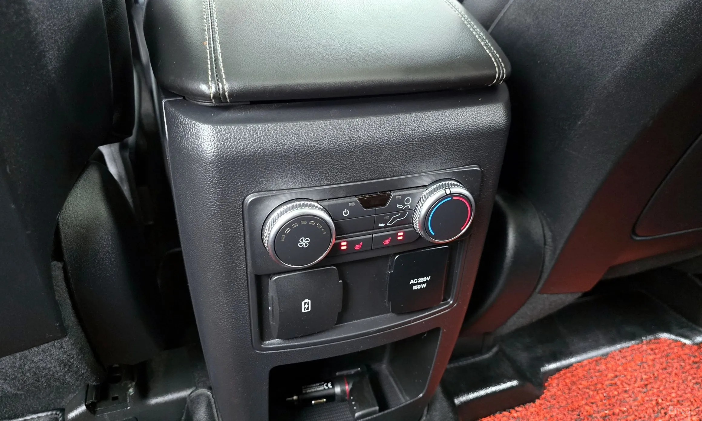 Ford Explorer 6th Generation превью 19