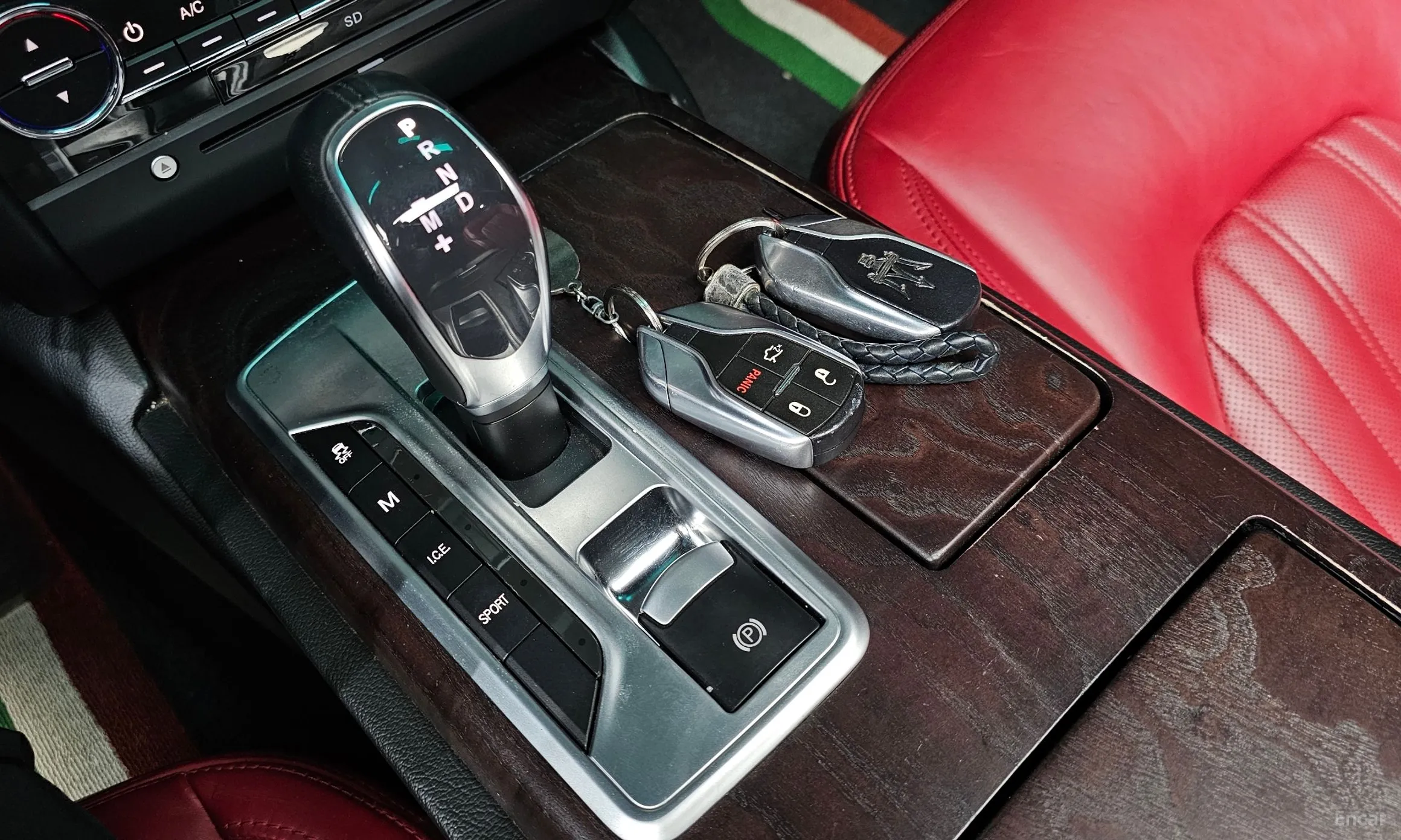 Maserati Ghibli превью 9