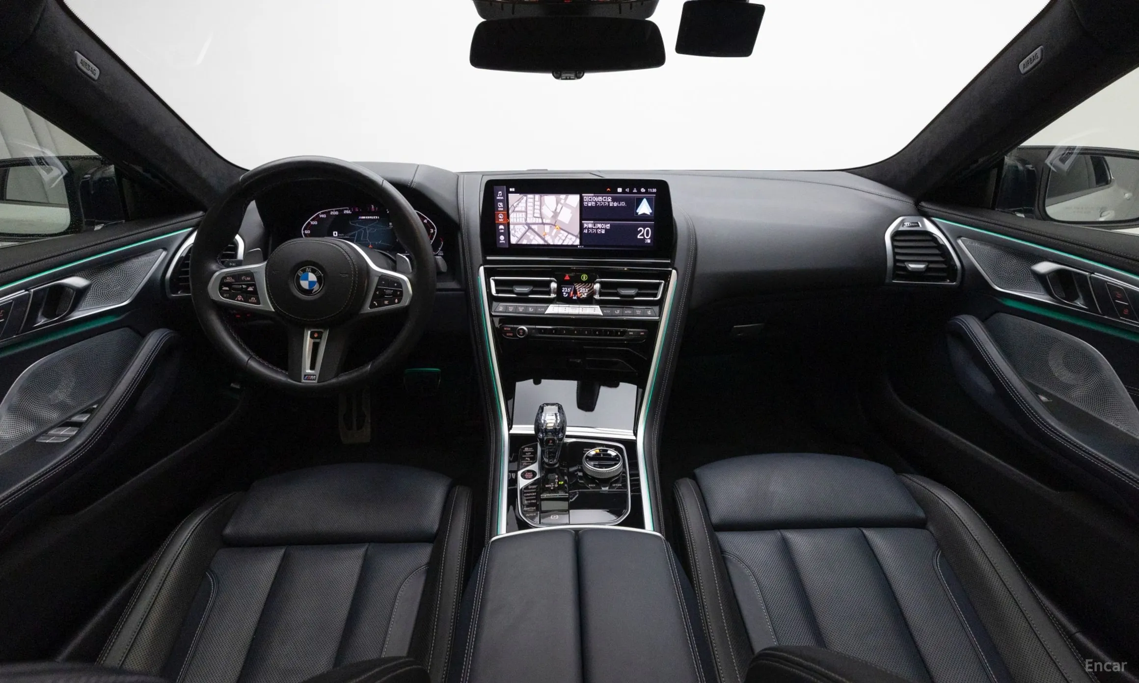 BMW 8-series (G15) превью 8