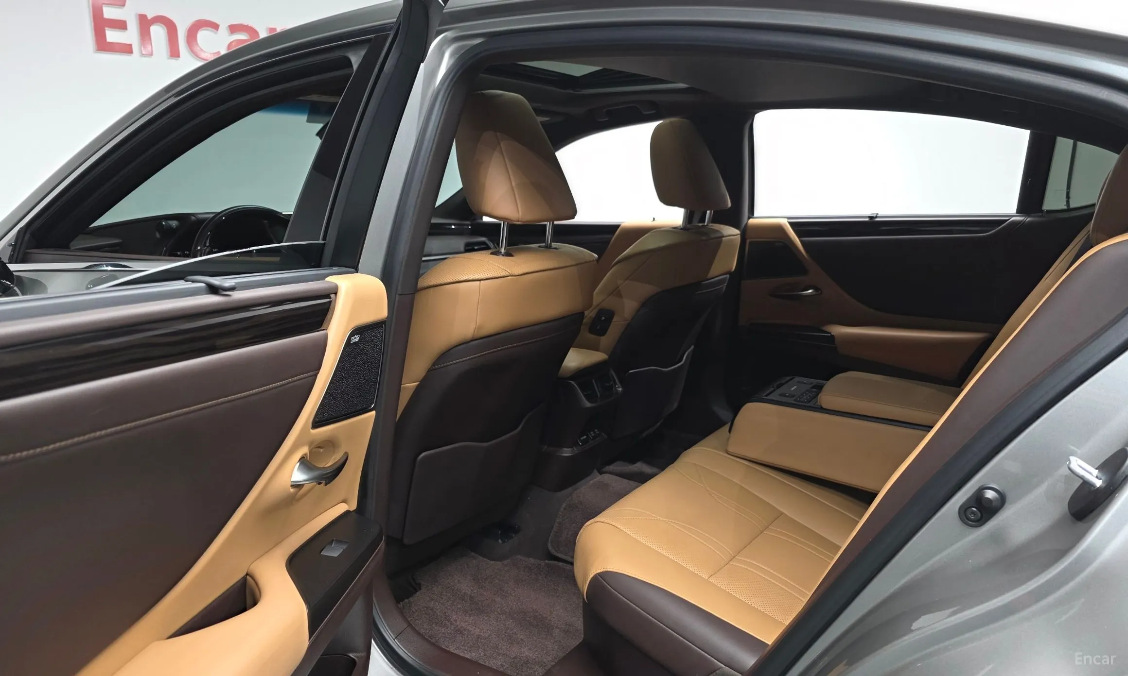 Lexus ES300h 7th Generation превью 11