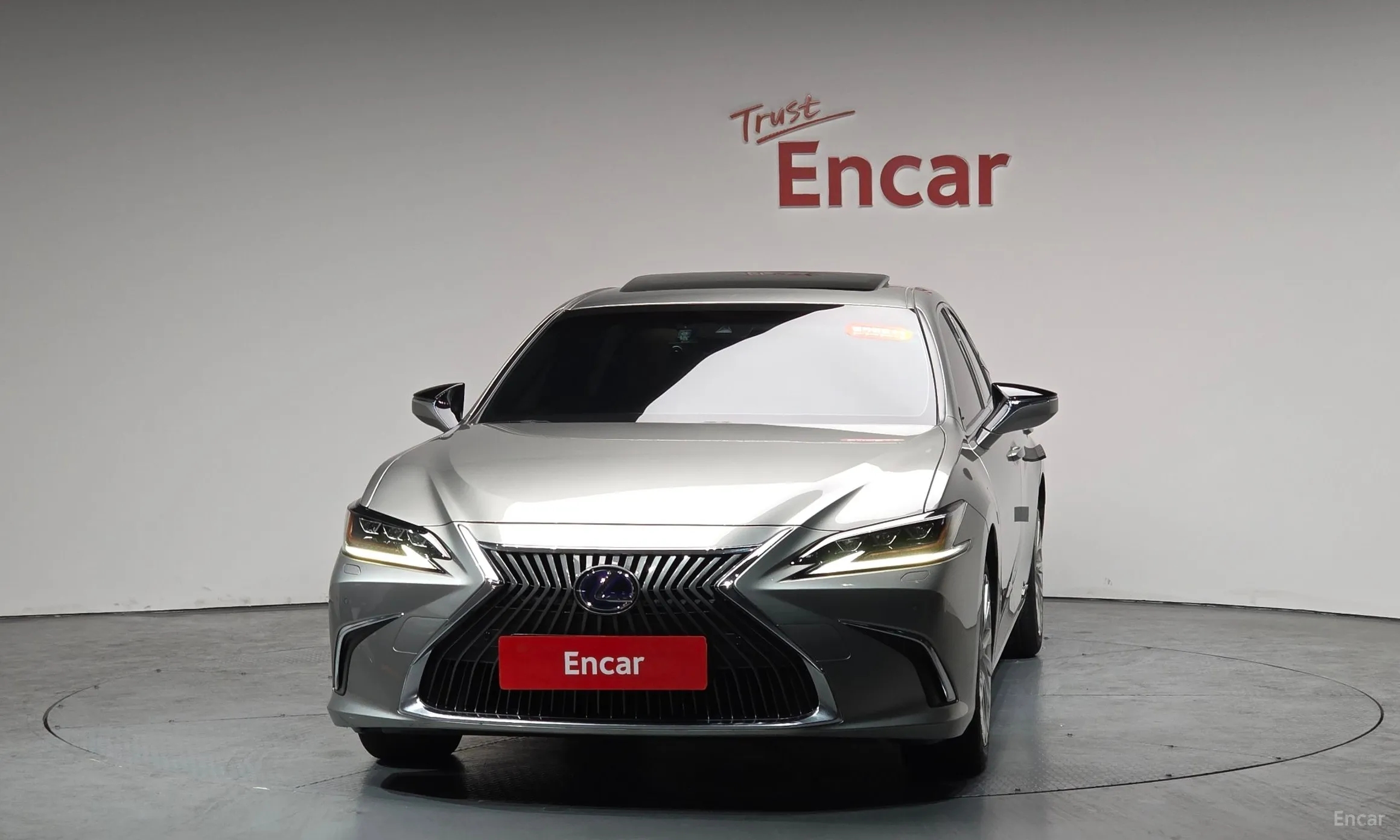 Lexus ES300h 7th Generation превью 3