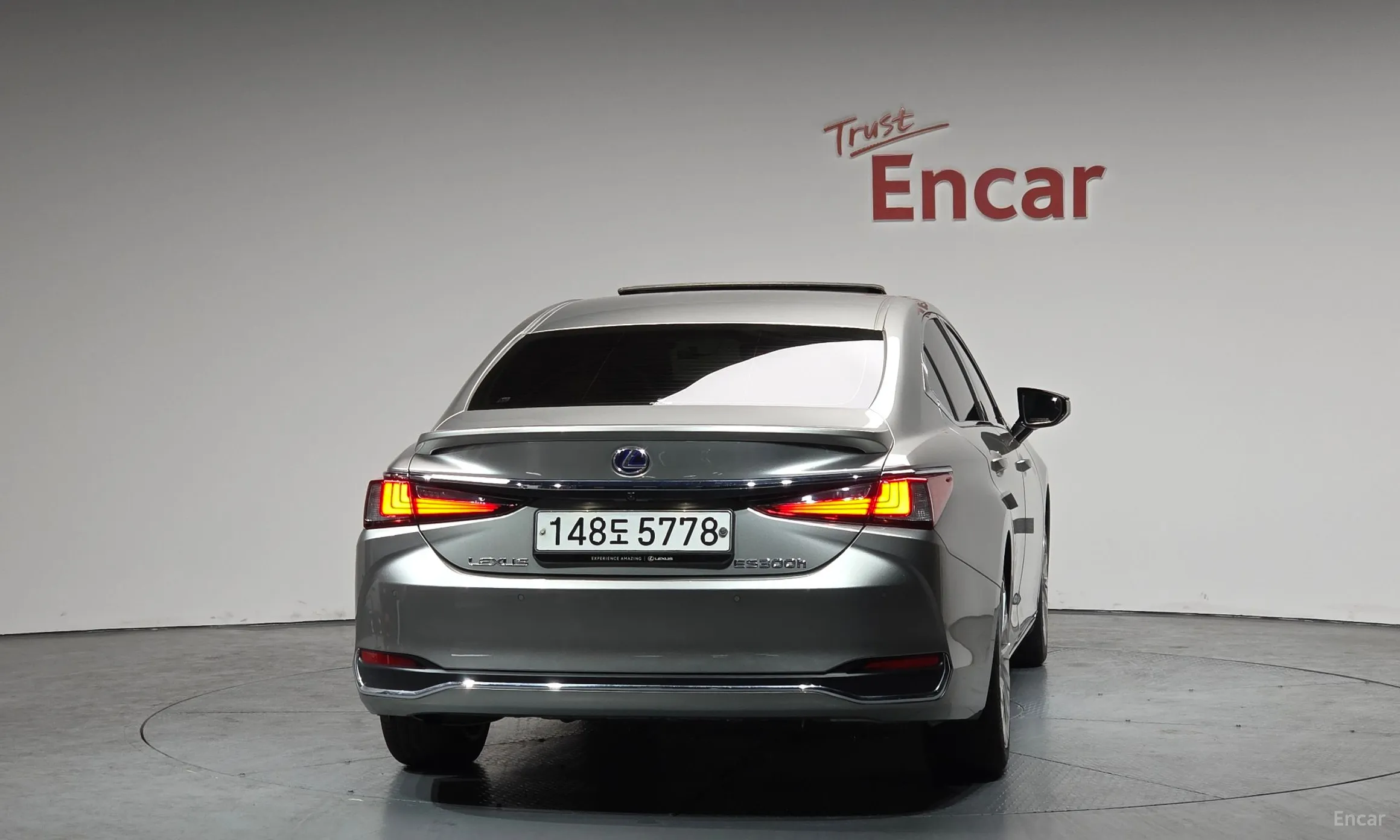Lexus ES300h 7th Generation превью 4