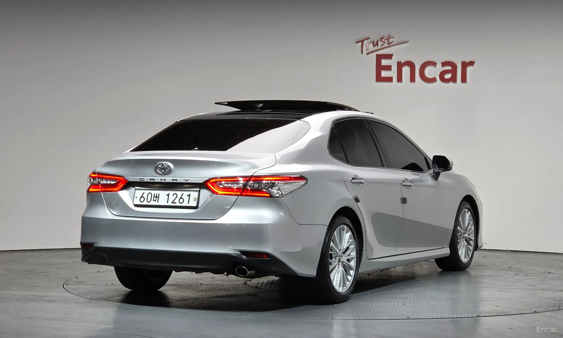Toyota Camry (XV70)