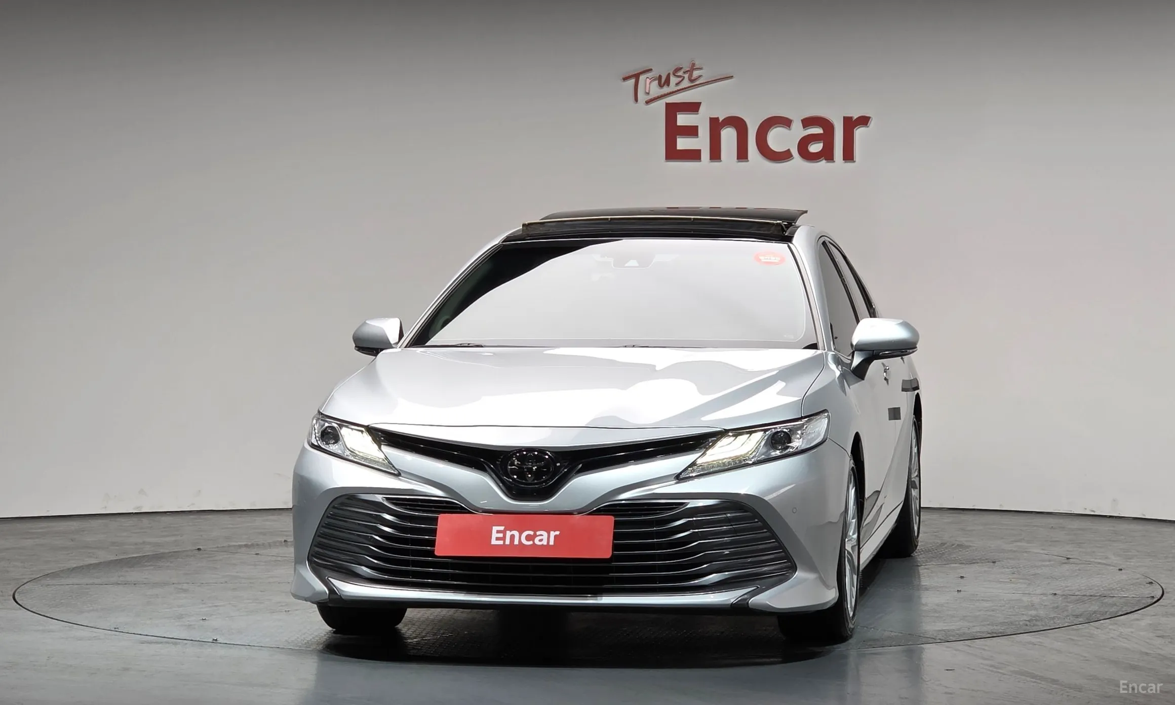 Toyota Camry (XV70) превью 3