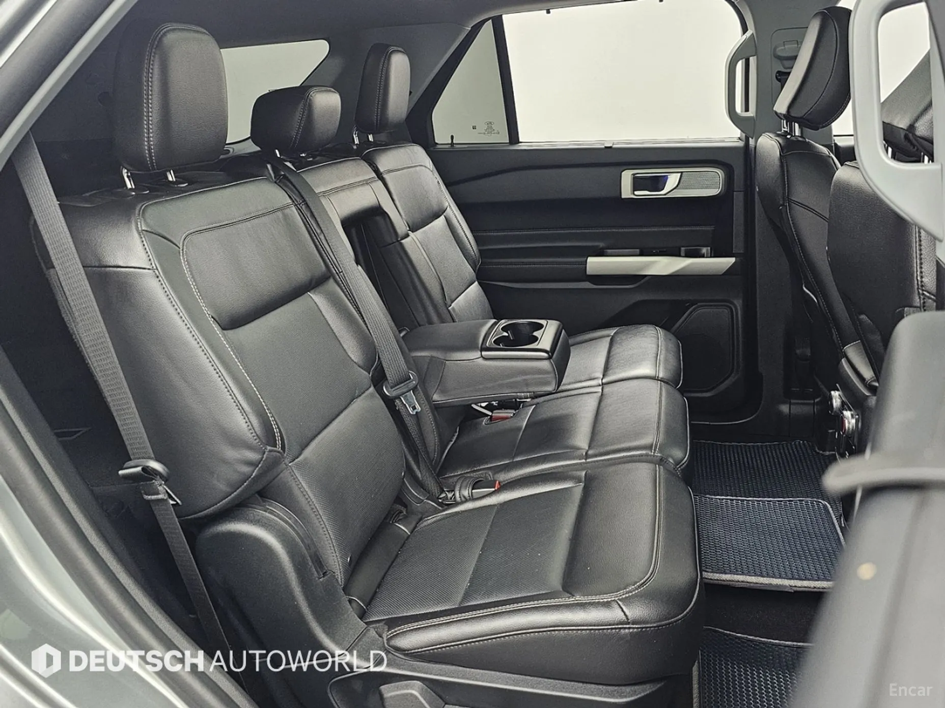 Ford Explorer 6th Generation превью 11