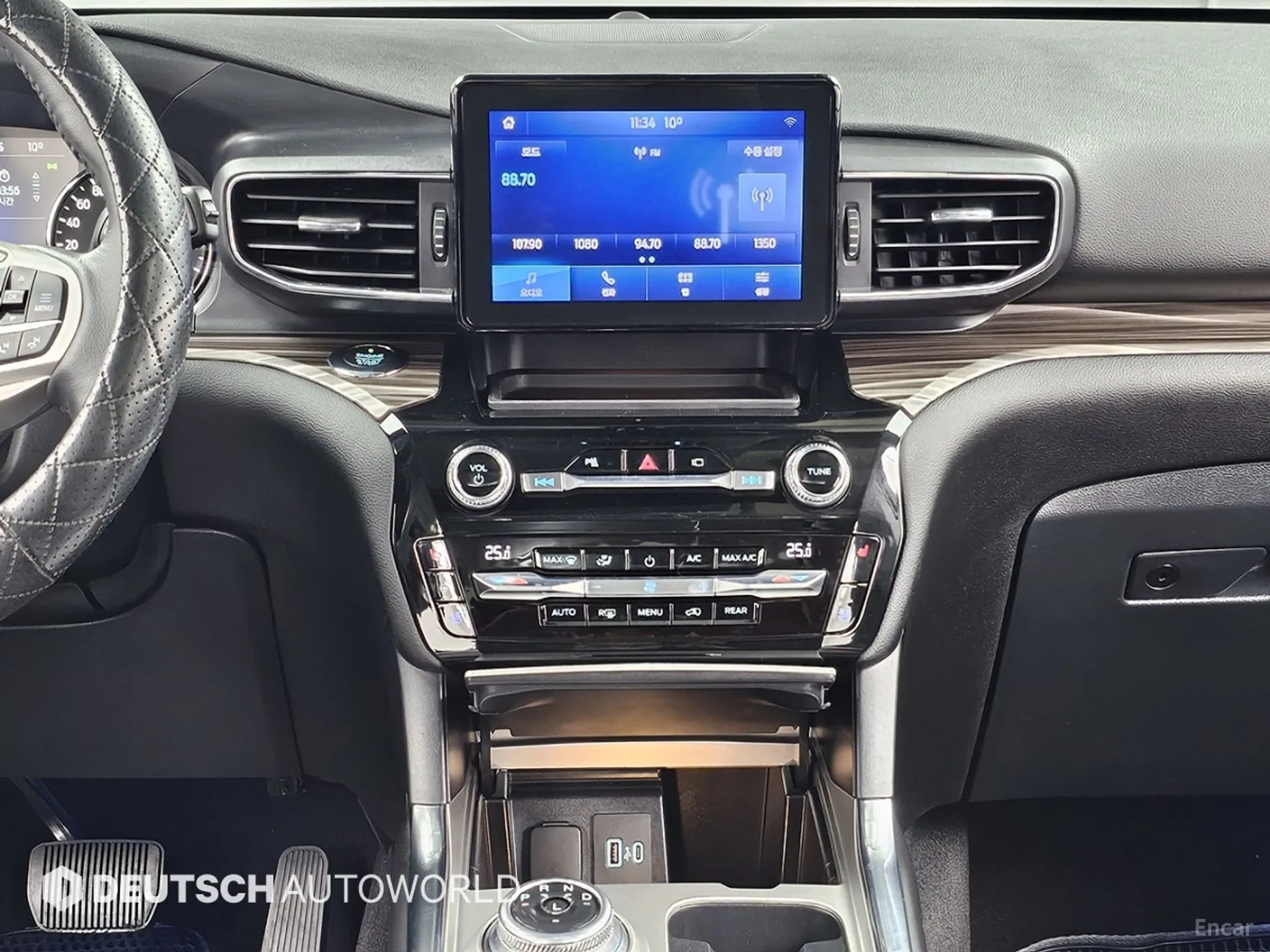 Ford Explorer 6th Generation превью 13