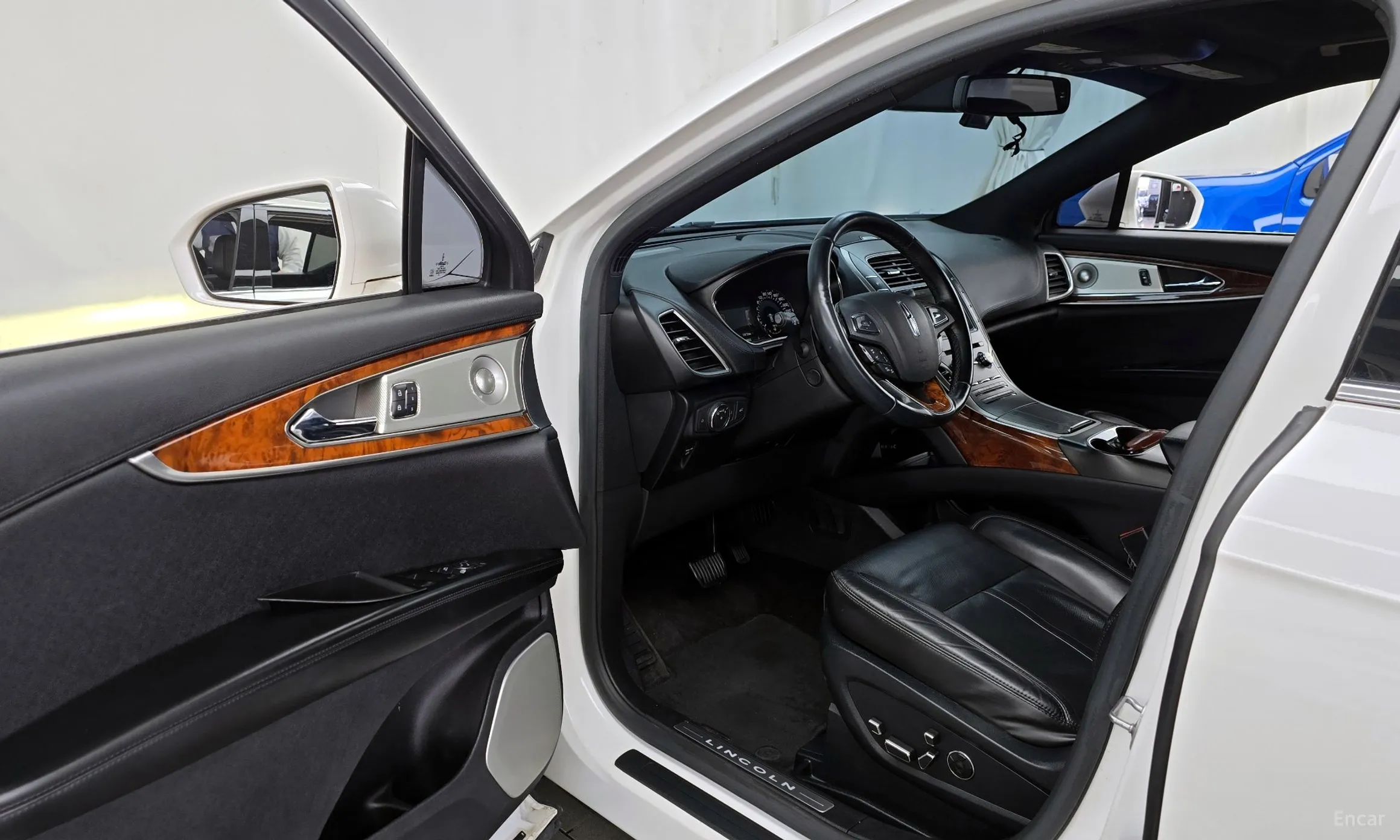 Lincoln MKX 2nd Generation превью 10