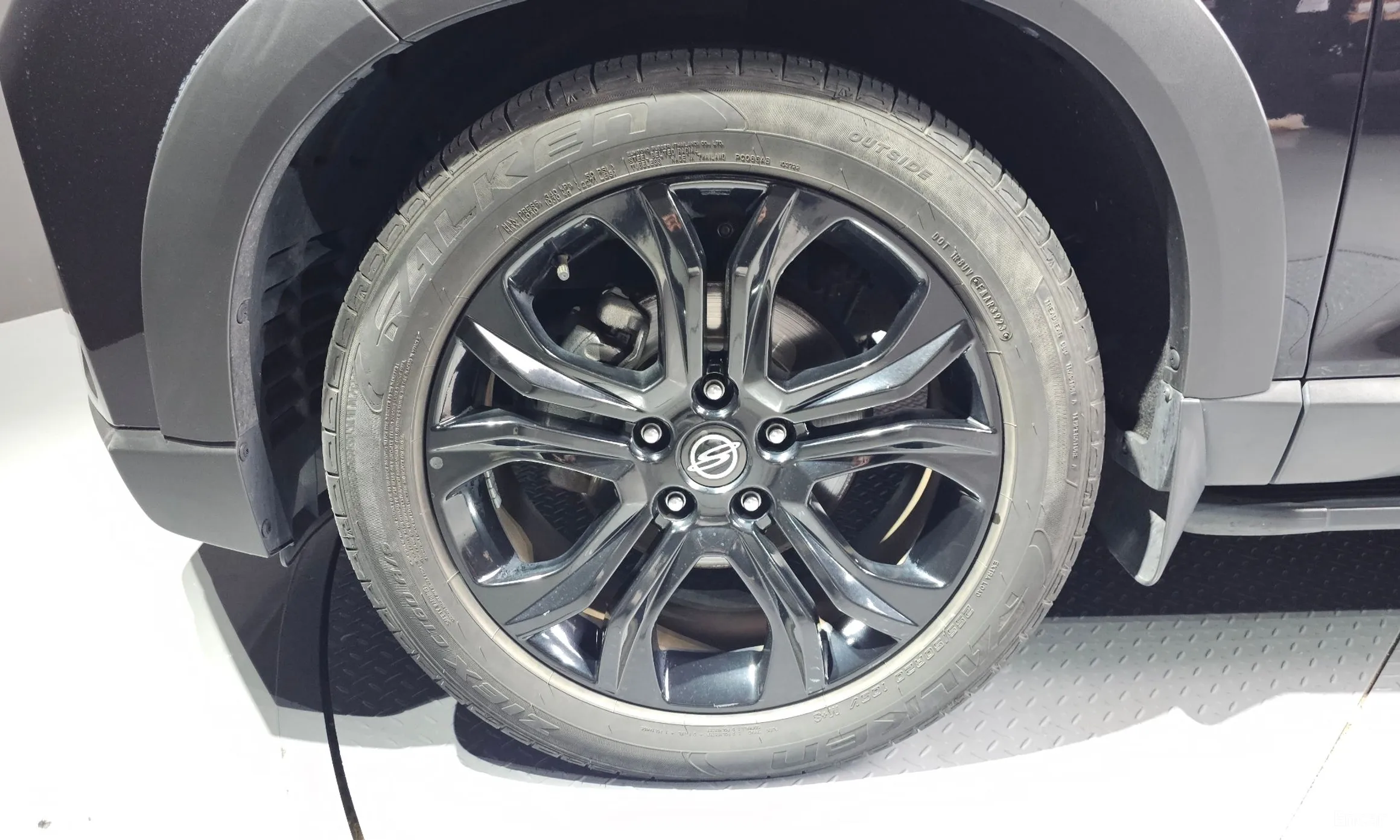 KG Mobility (SsangYong) Rexton превью 5