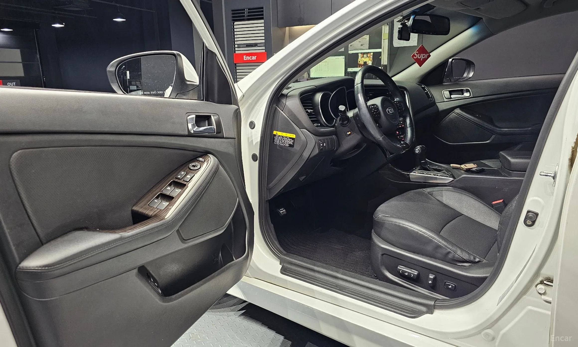 Kia K5 превью 11