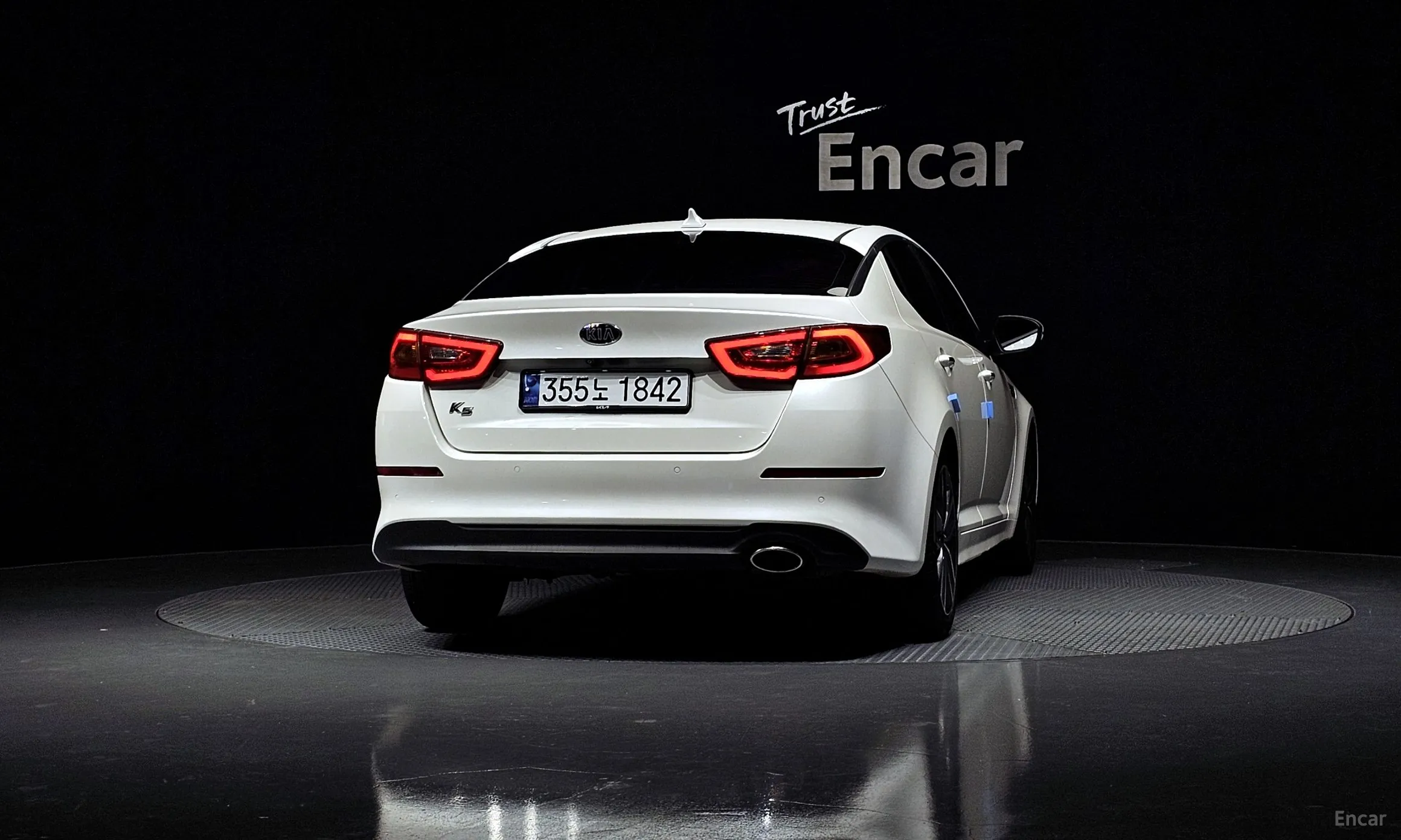 Kia K5 превью 4