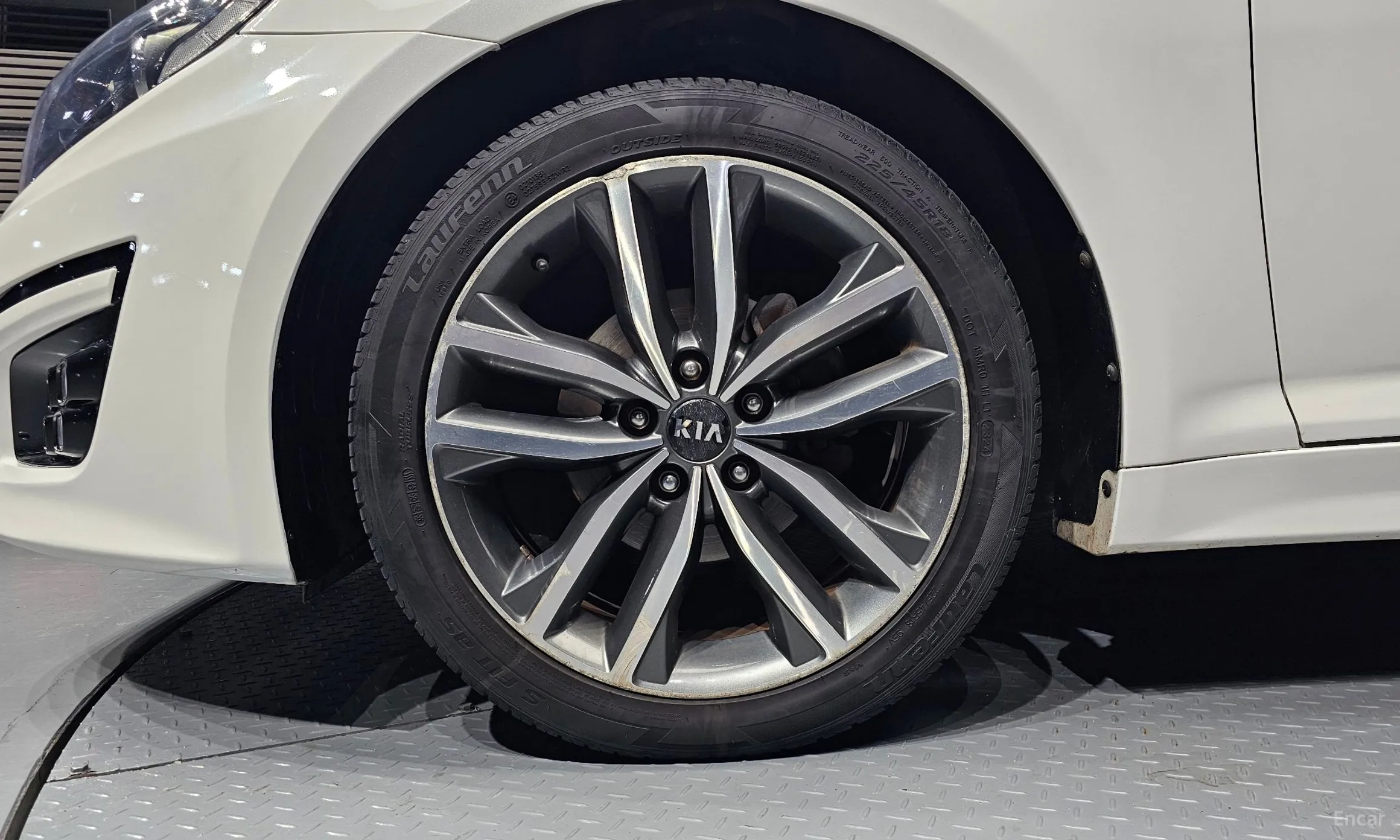 Kia K5 превью 5