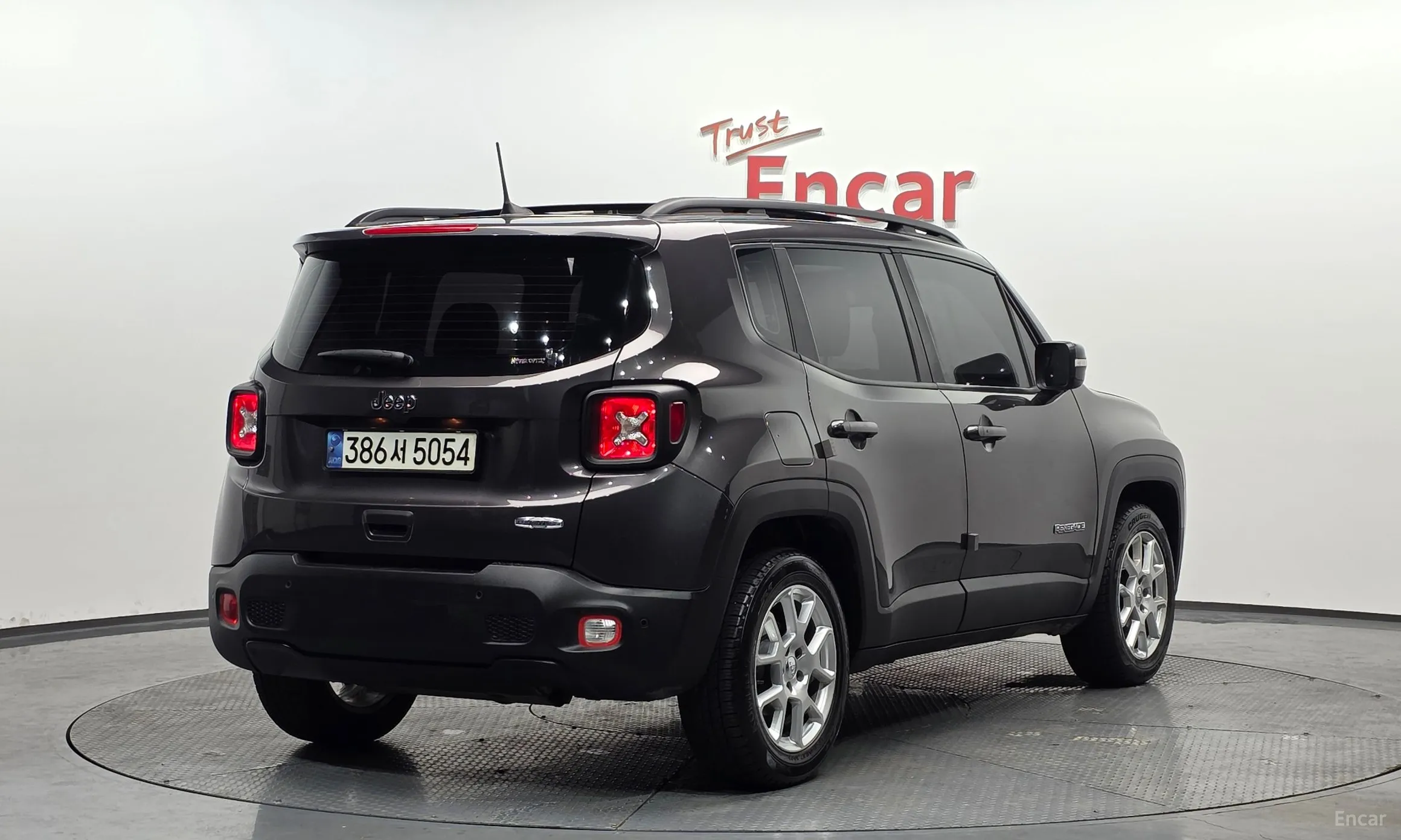 Jeep Renegade превью 2