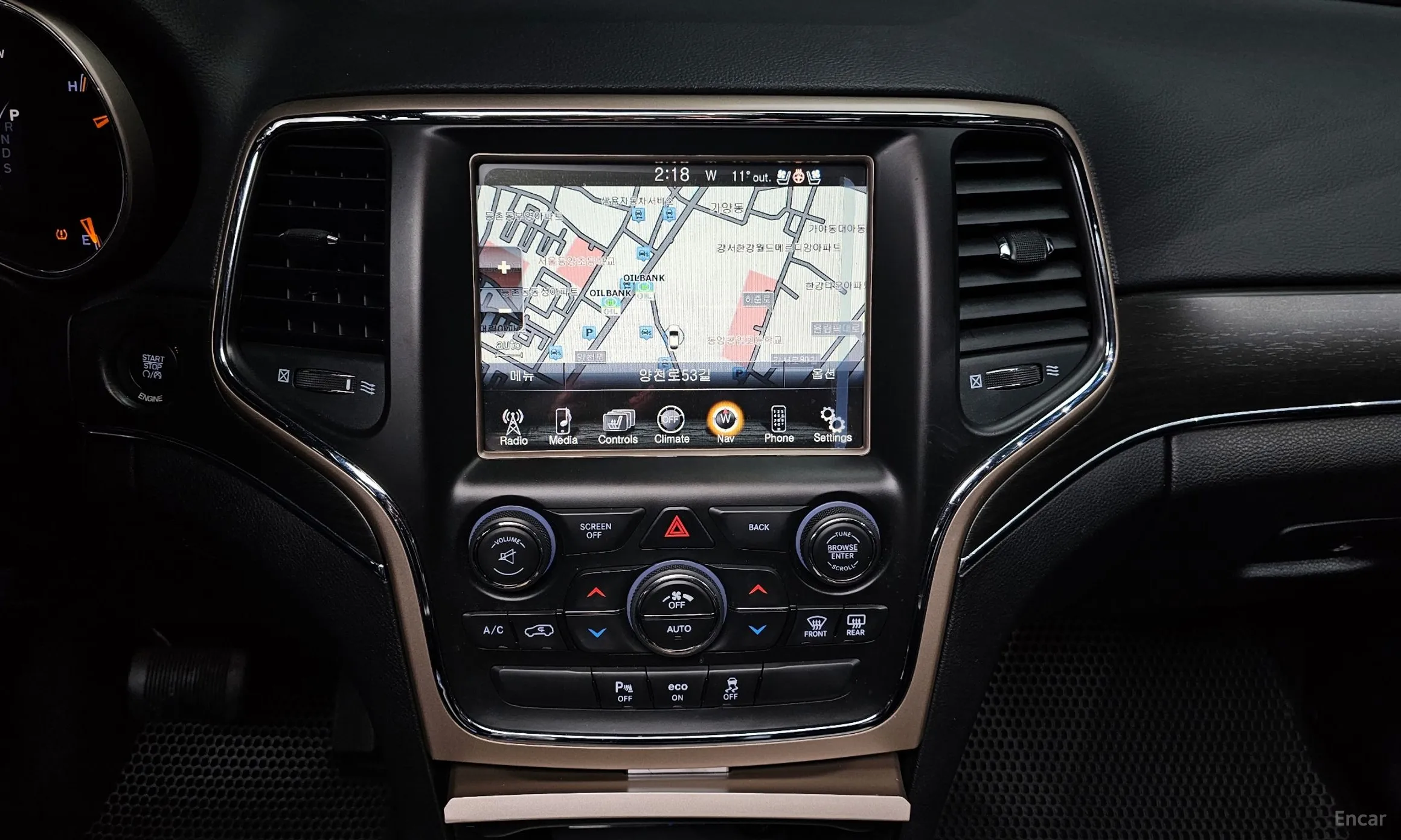 Jeep Grand Cherokee превью 14