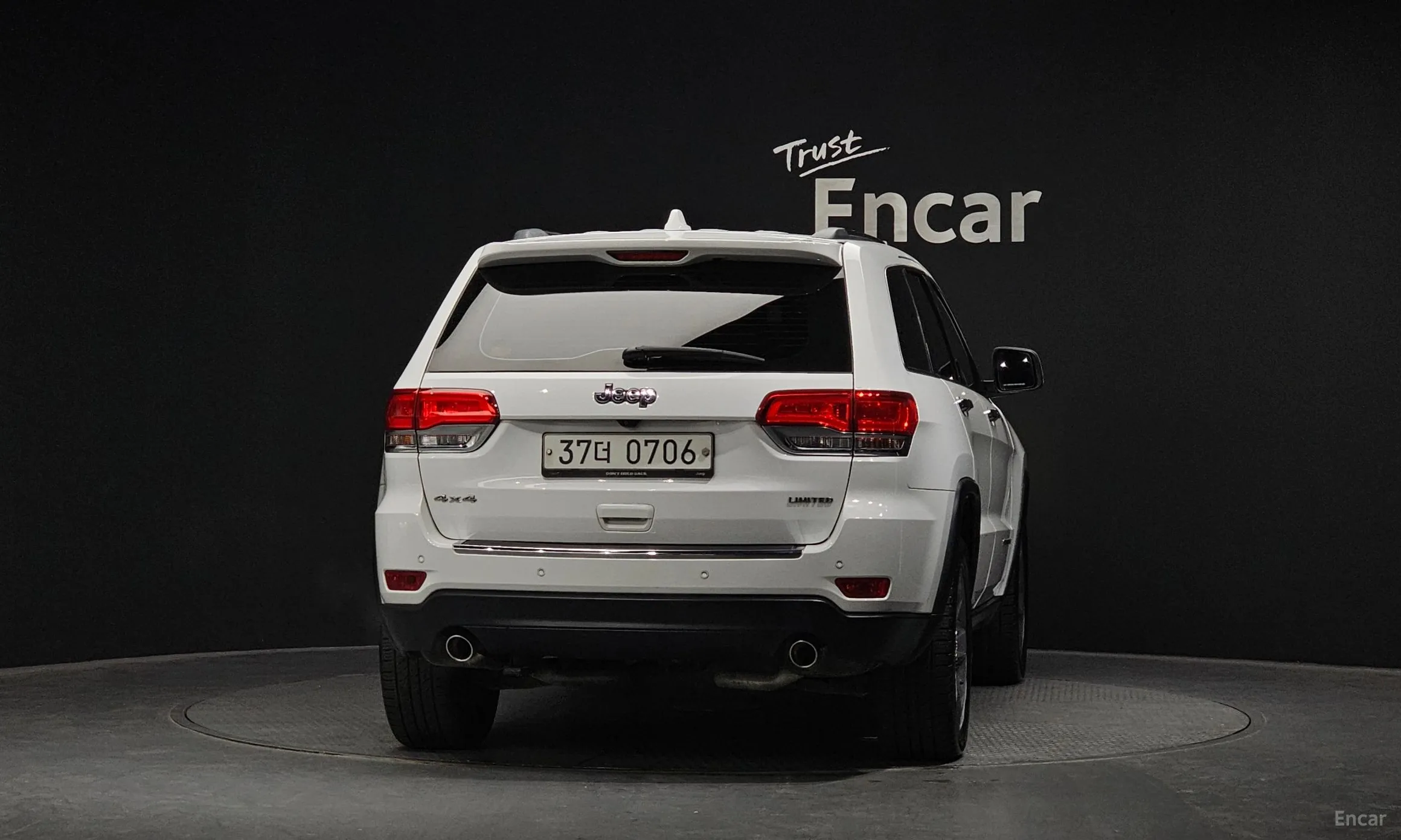 Jeep Grand Cherokee превью 4