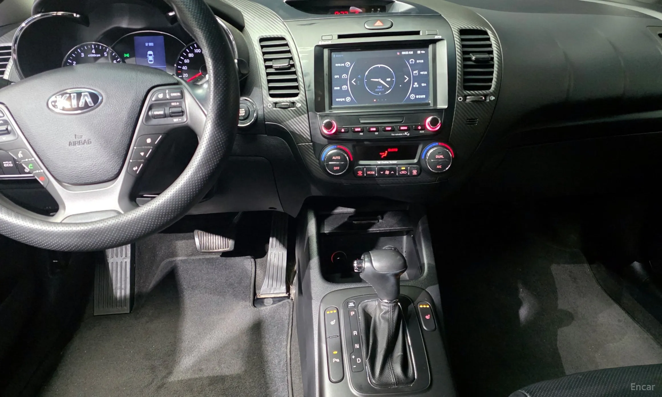 Kia K3 превью 20