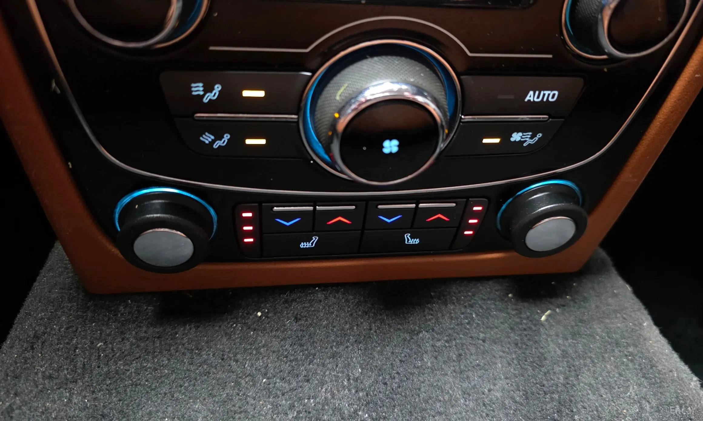 Jaguar XF (x260) превью 19