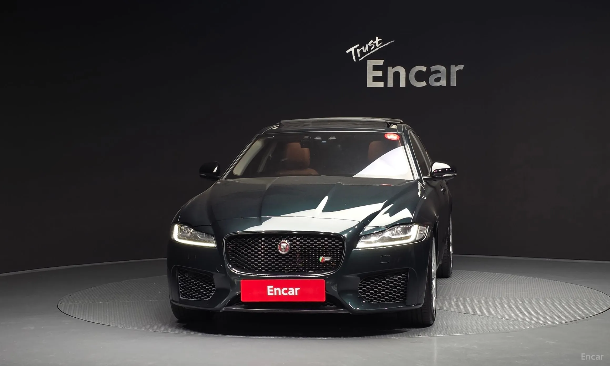 Jaguar XF (x260) превью 3