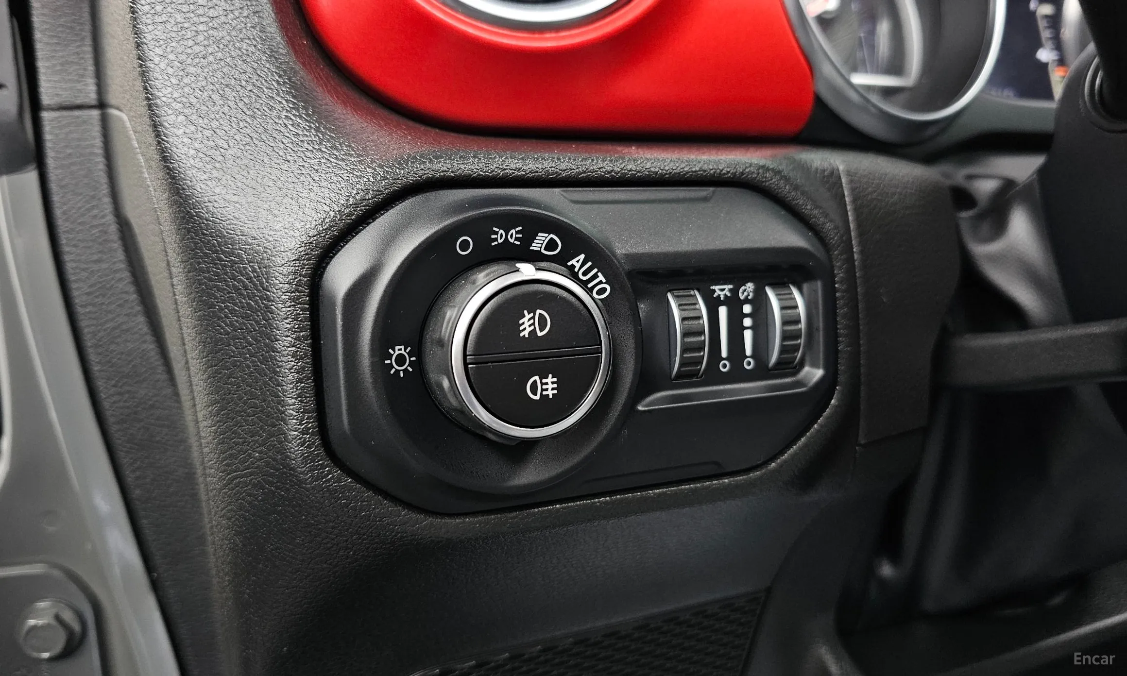 Jeep Wrangler (JL) превью 17