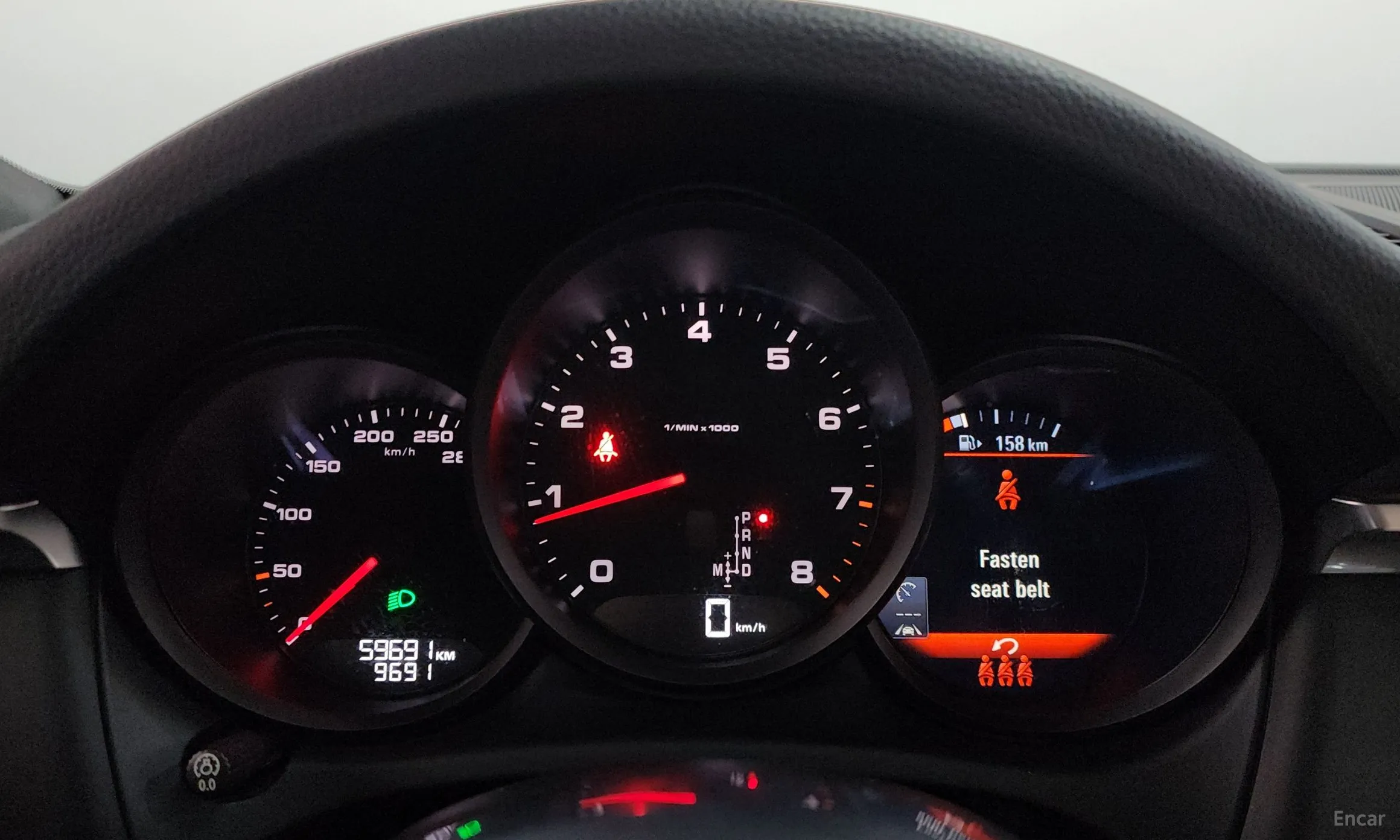 Porsche Macan превью 8