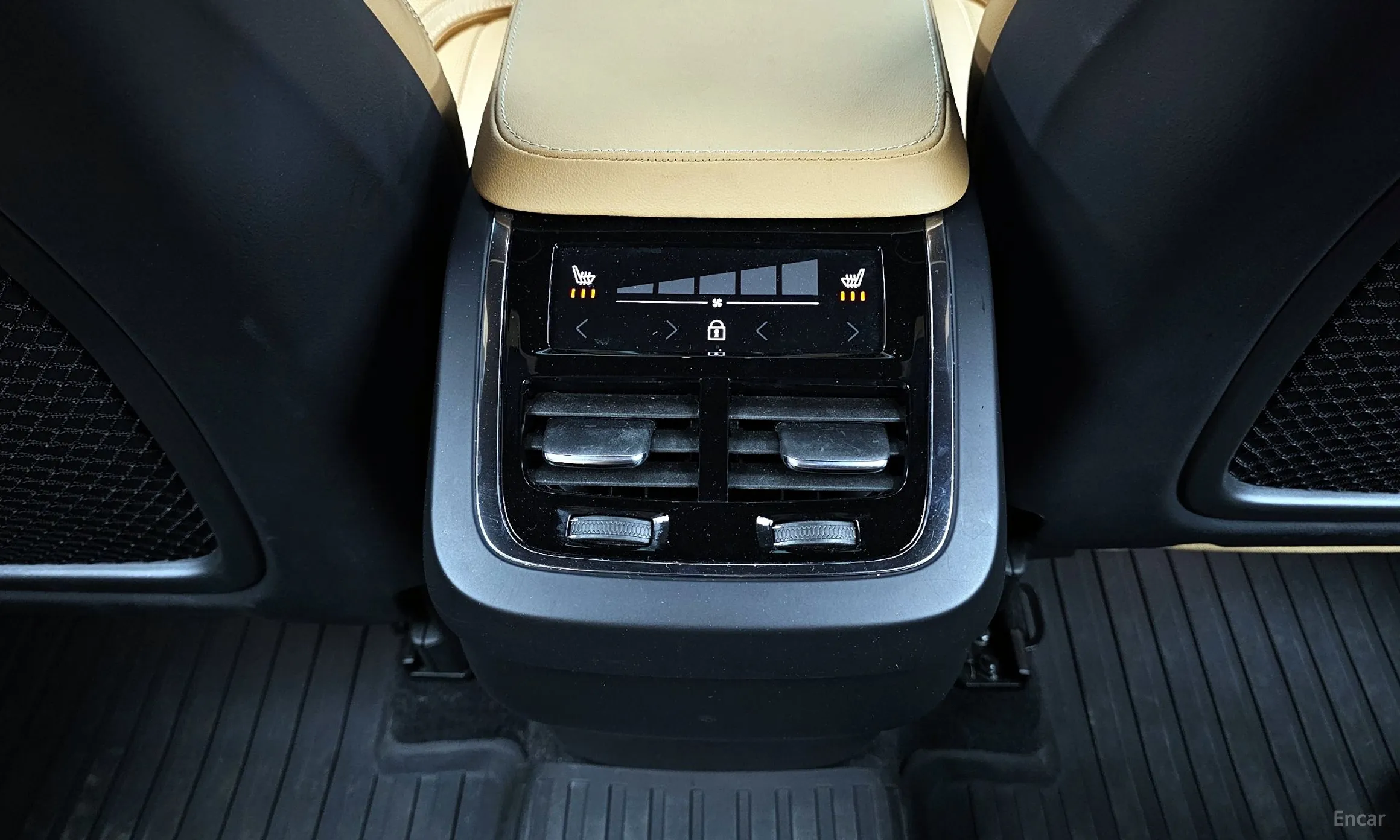 Volvo XC90 Gen 2 превью 18