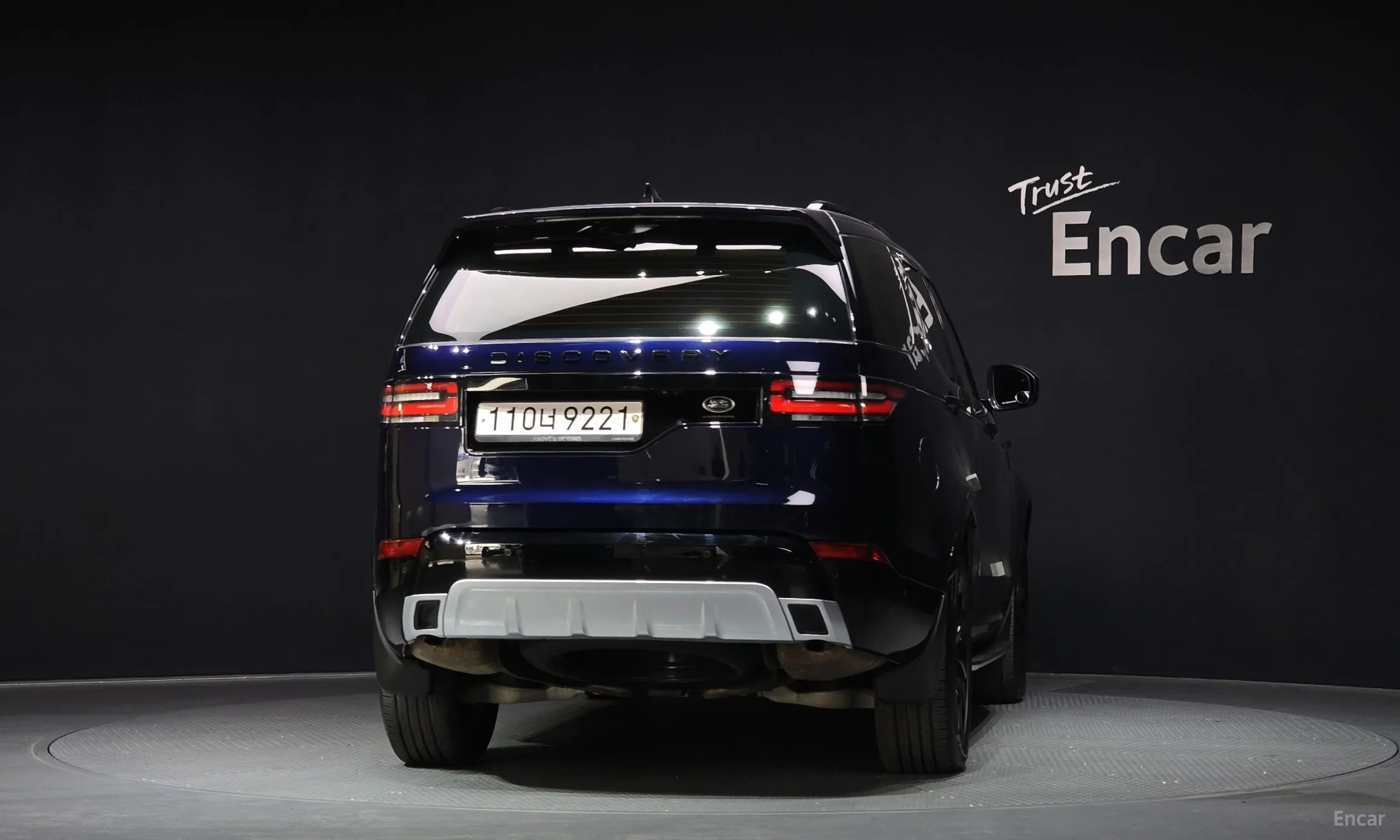 Land Rover Discovery 5 превью 4