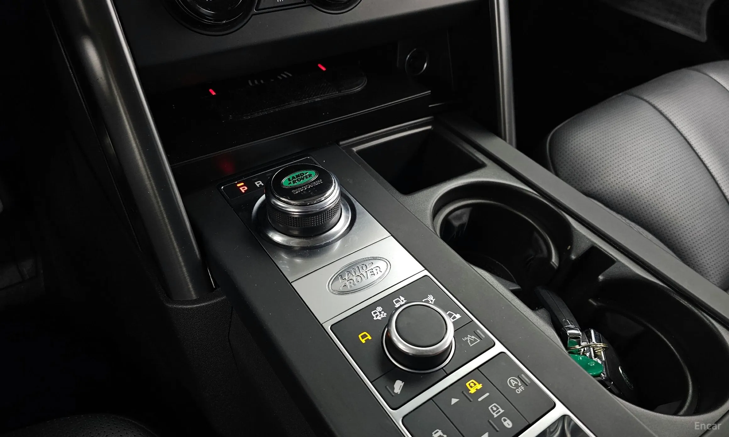 Land Rover Discovery 5 превью 9