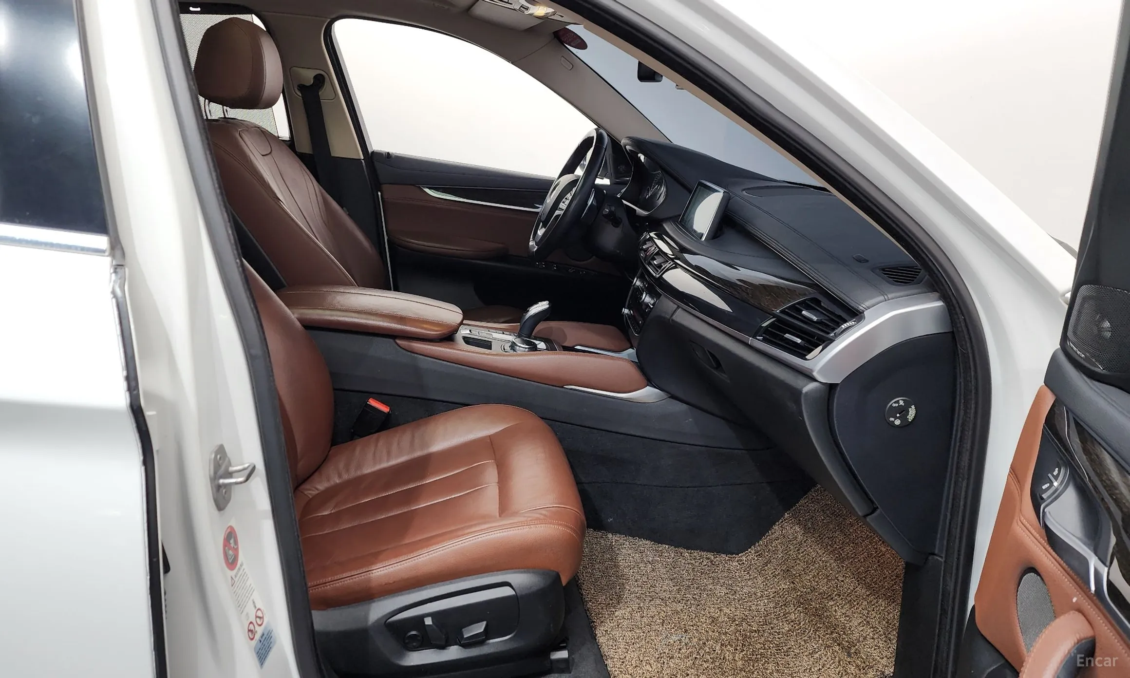 BMW X6 (F16) превью 11