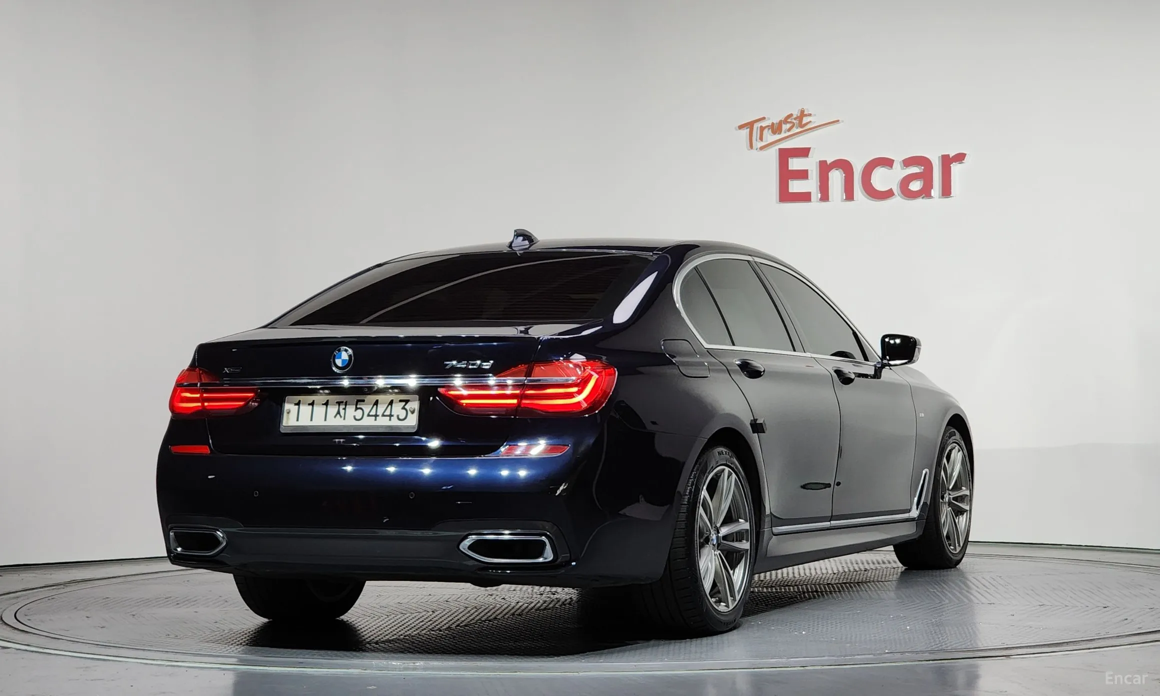 BMW 7 Series (G11)