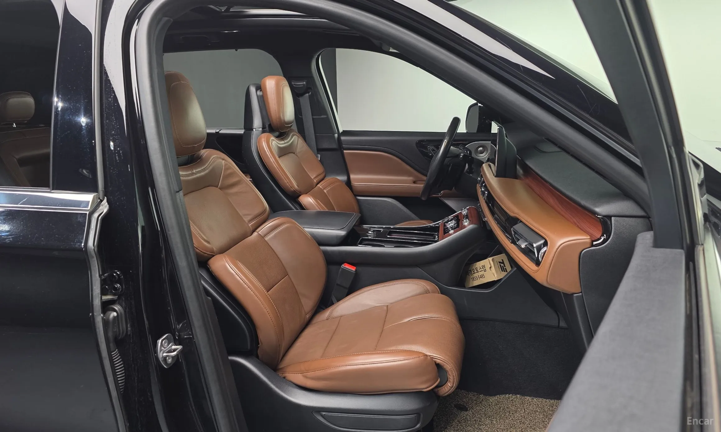 Lincoln Aviator 2nd Generation превью 10