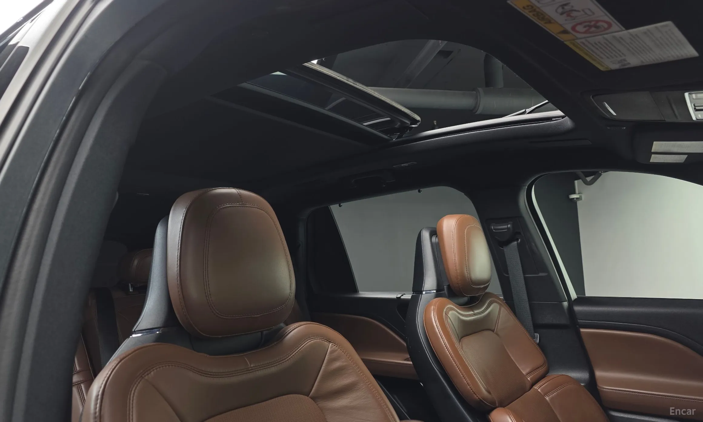 Lincoln Aviator 2nd Generation превью 18