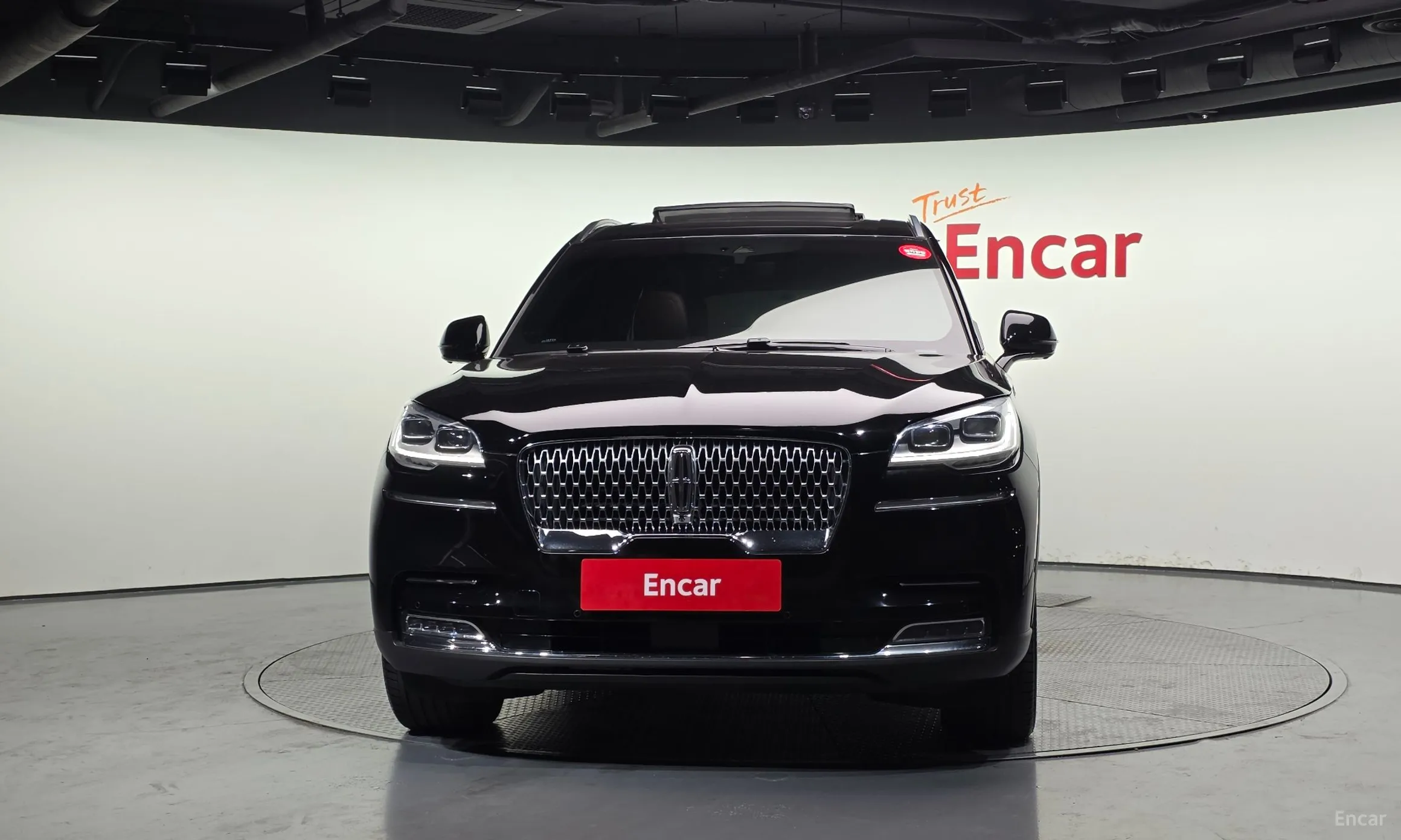 Lincoln Aviator 2nd Generation превью 3