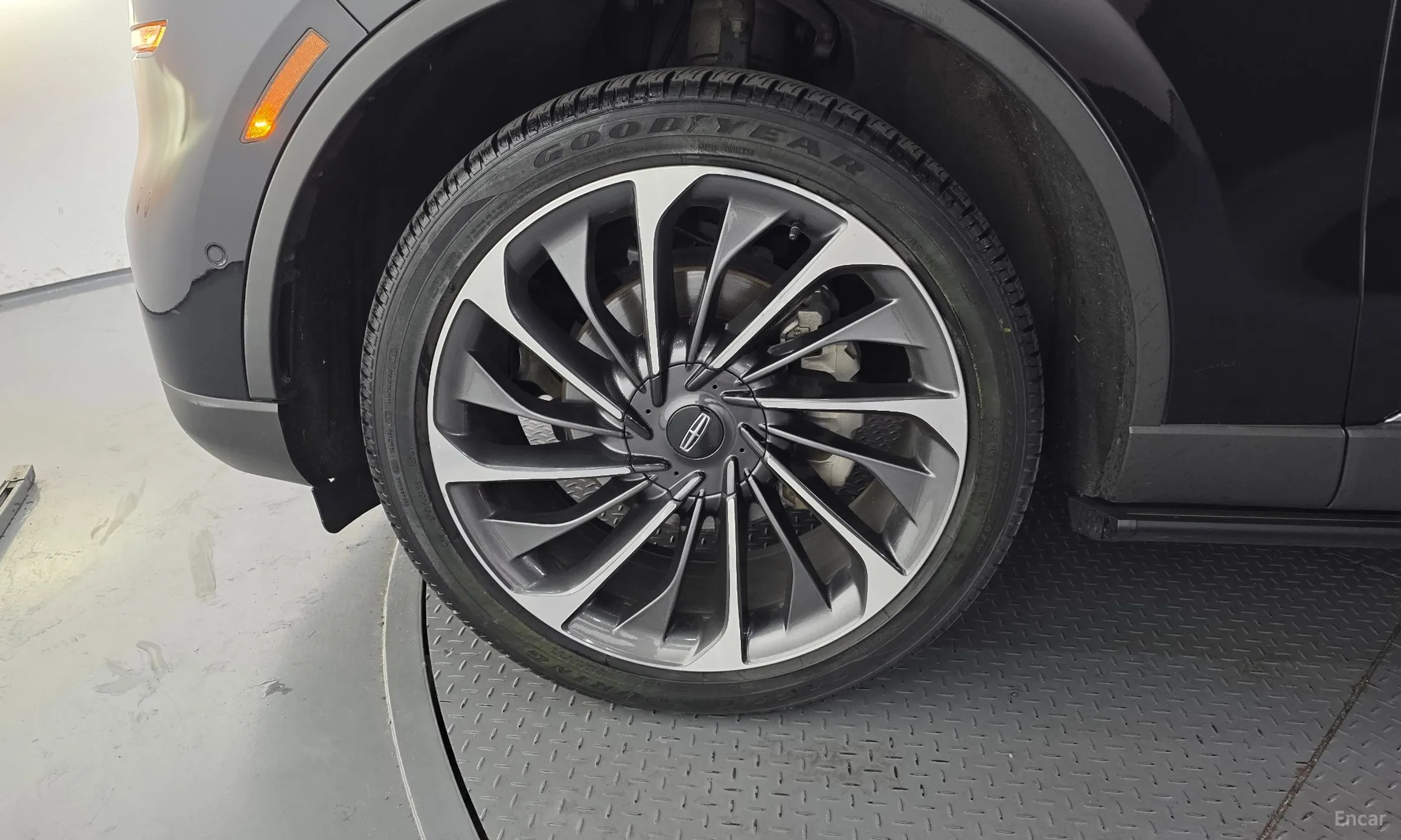 Lincoln Aviator 2nd Generation превью 5
