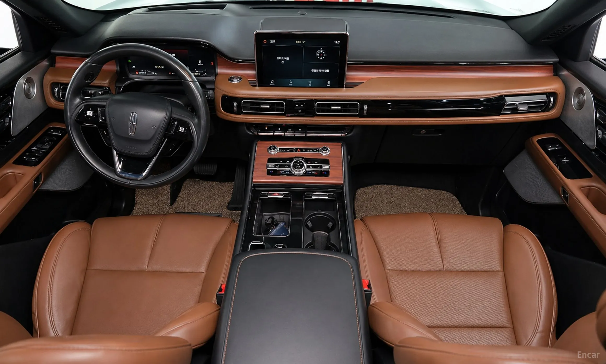 Lincoln Aviator 2nd Generation превью 7