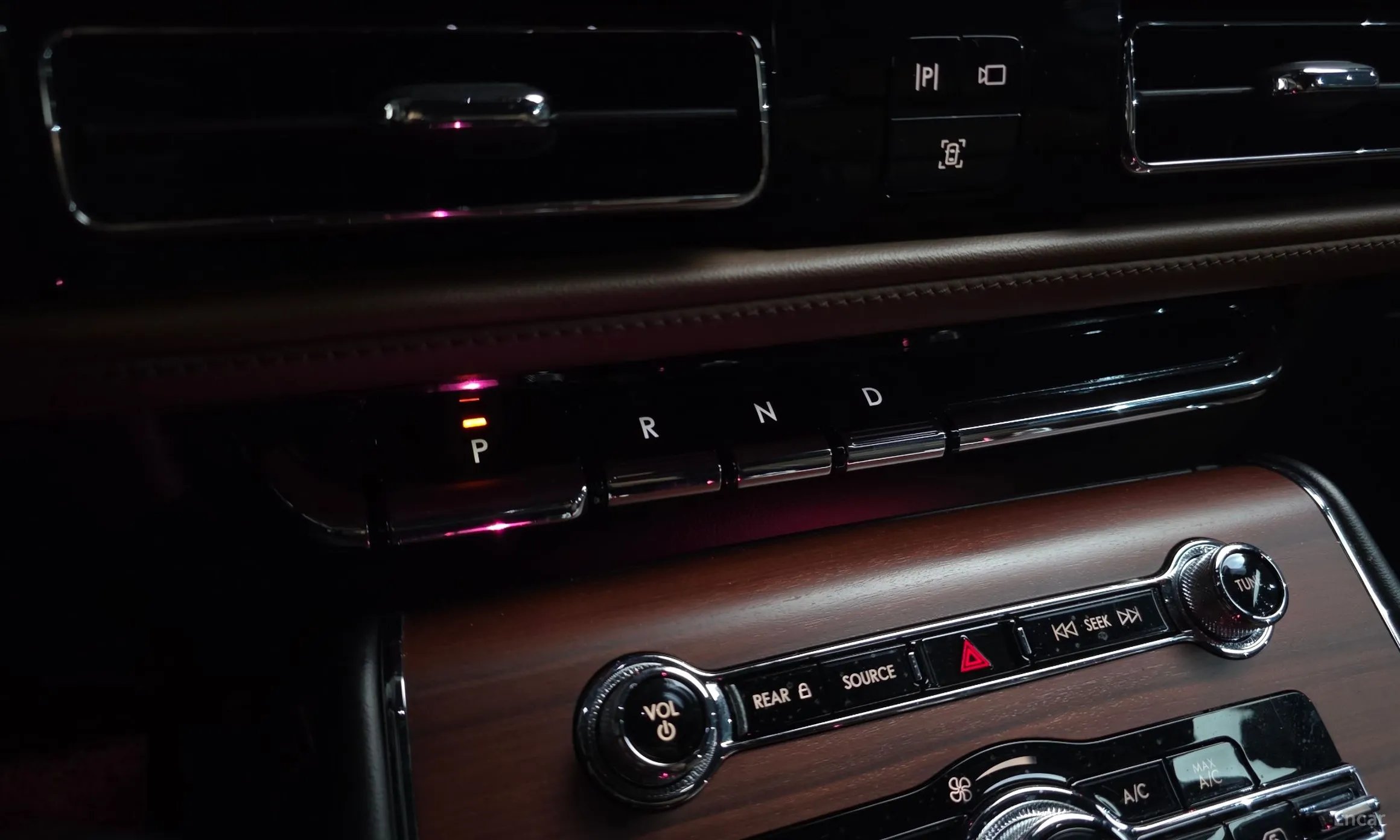 Lincoln Aviator 2nd Generation превью 9
