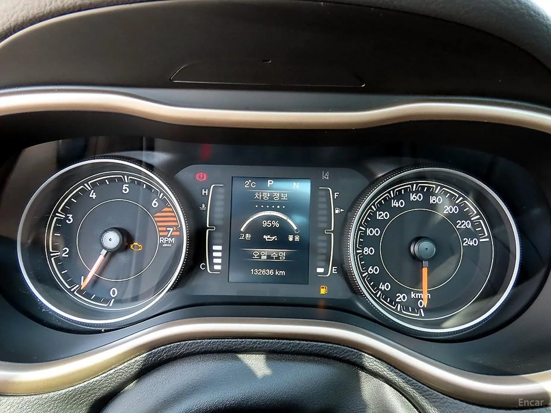 Jeep Cherokee (KL) превью 9