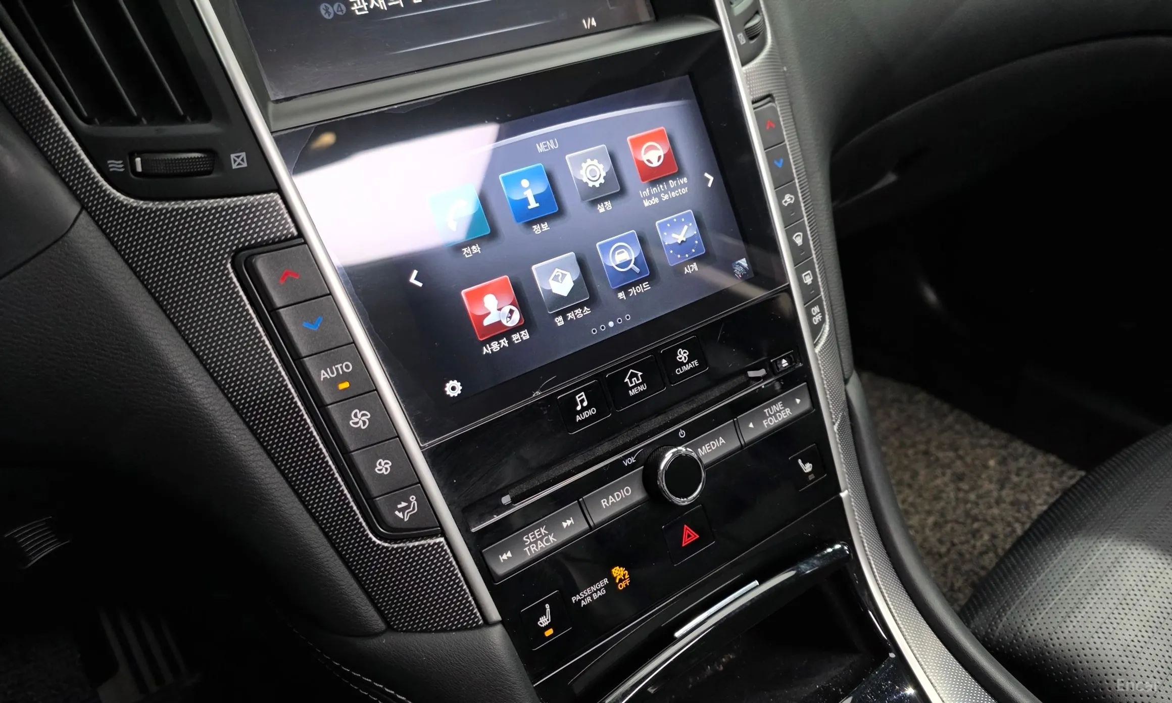 Infiniti Q50 превью 17