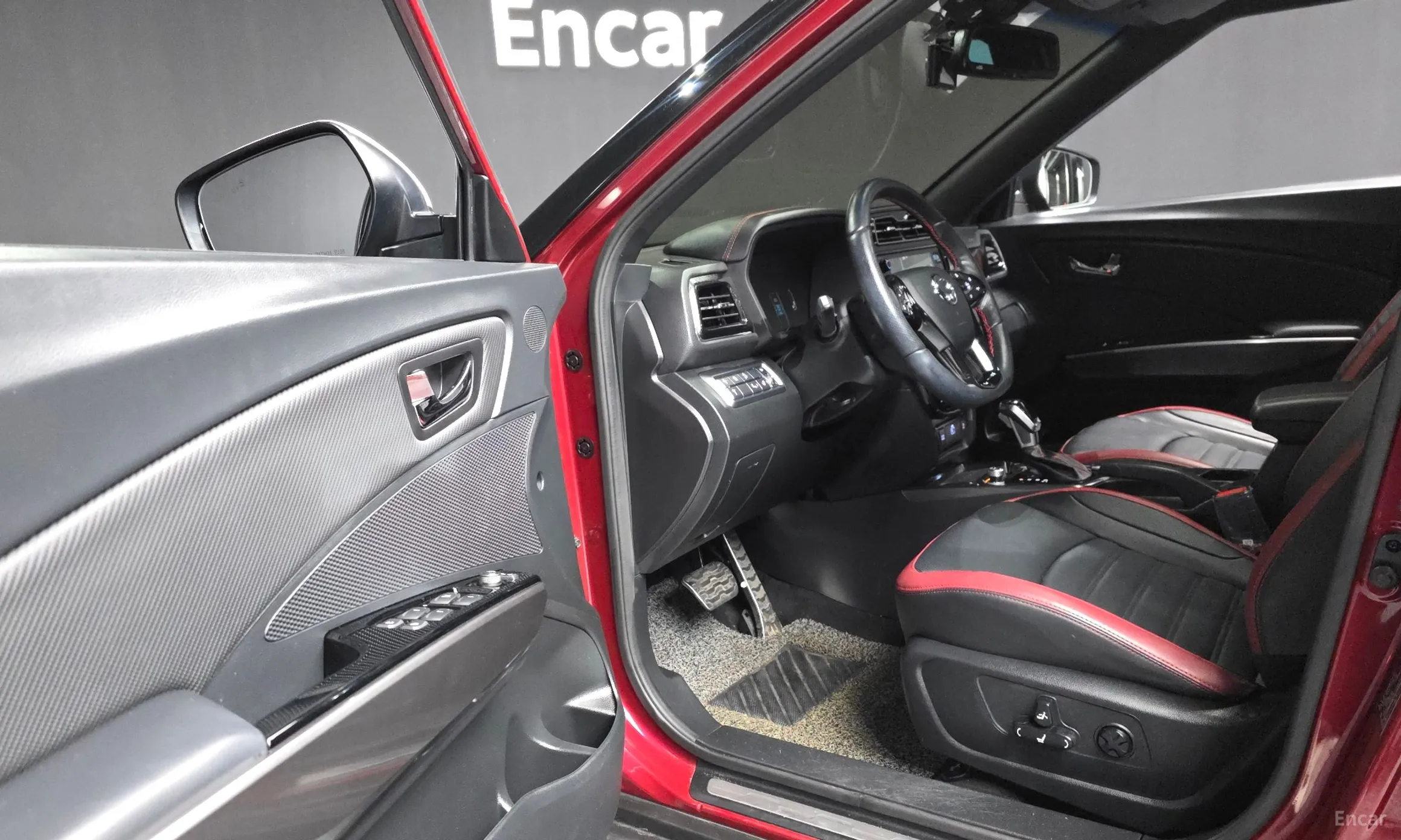 KG Mobility (SsangYong) Berry New Tivoli превью 10