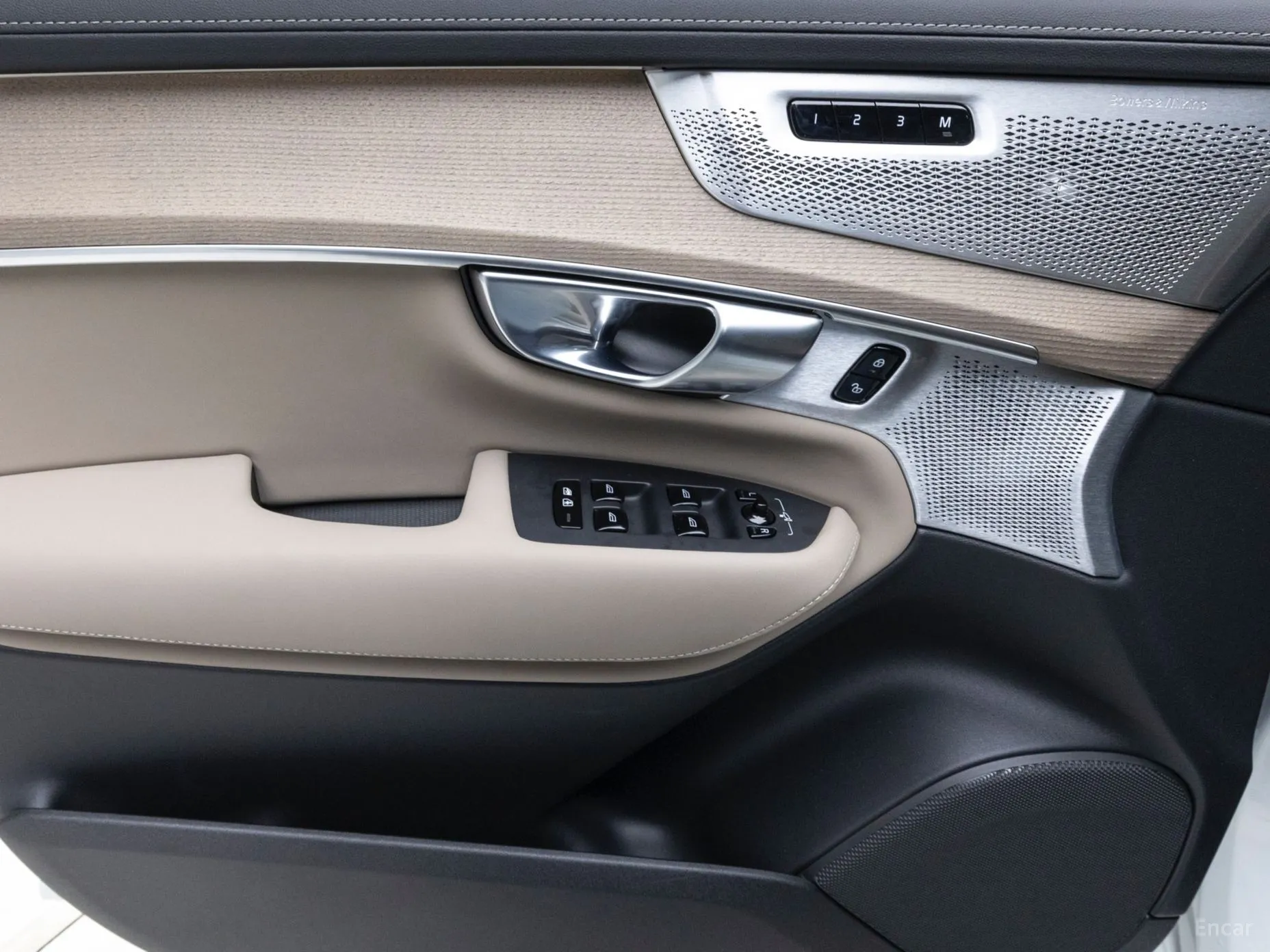 Volvo XC90 Gen 2 превью 13