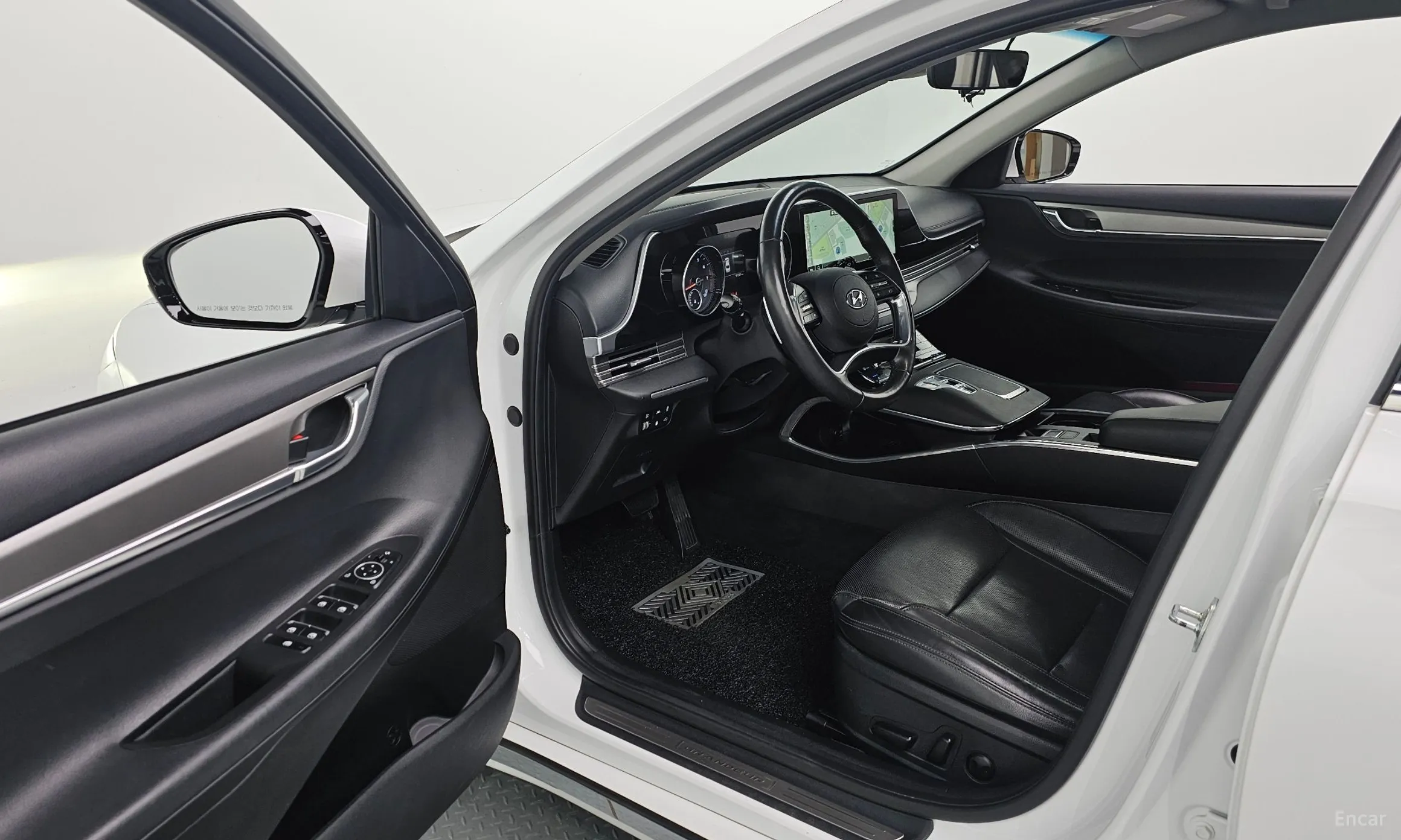 Hyundai Grandeur IG превью 10