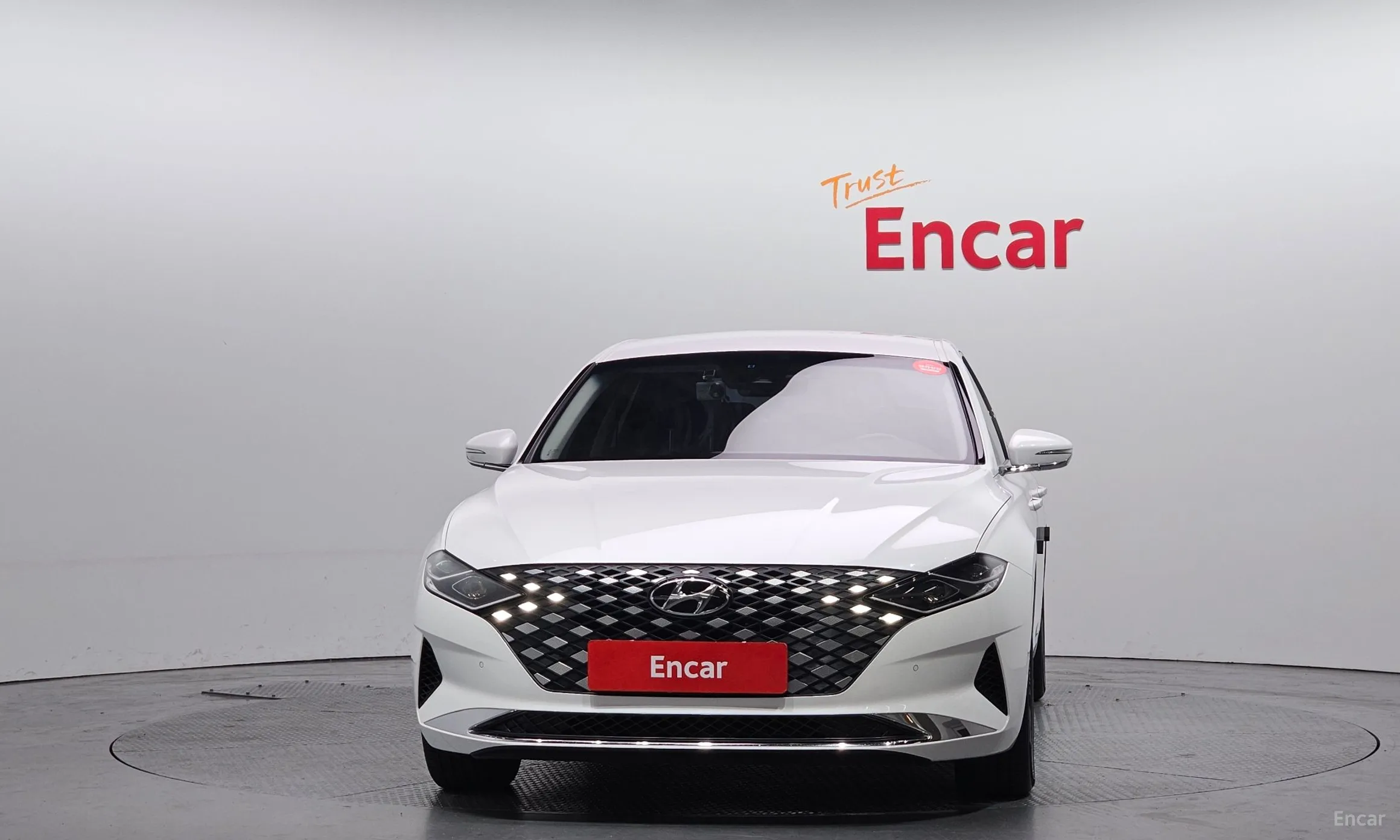Hyundai Grandeur IG превью 3