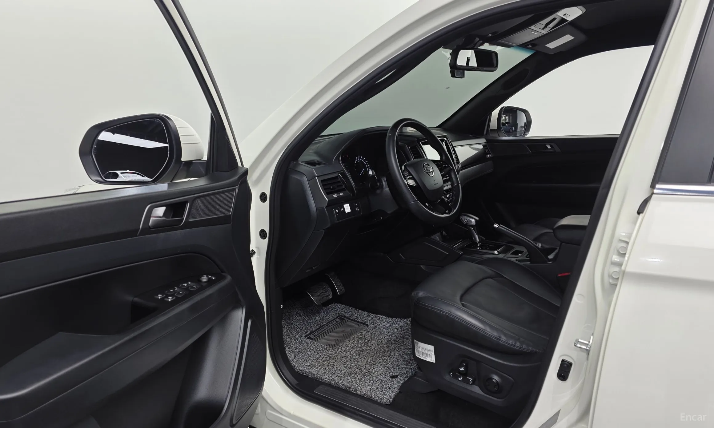 KG Mobility (SsangYong) Rexton Sports Khan превью 10