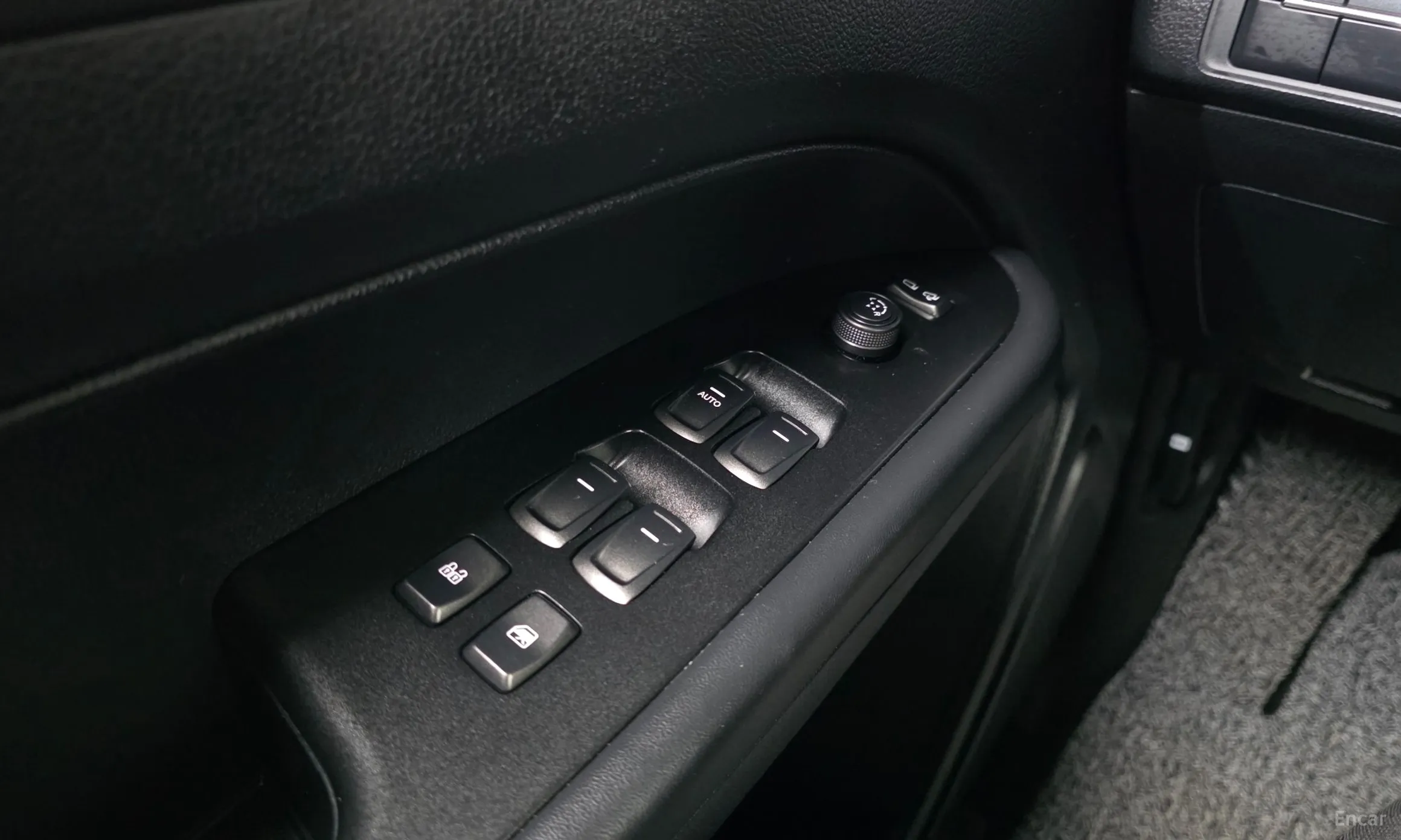 KG Mobility (SsangYong) Rexton Sports Khan превью 13