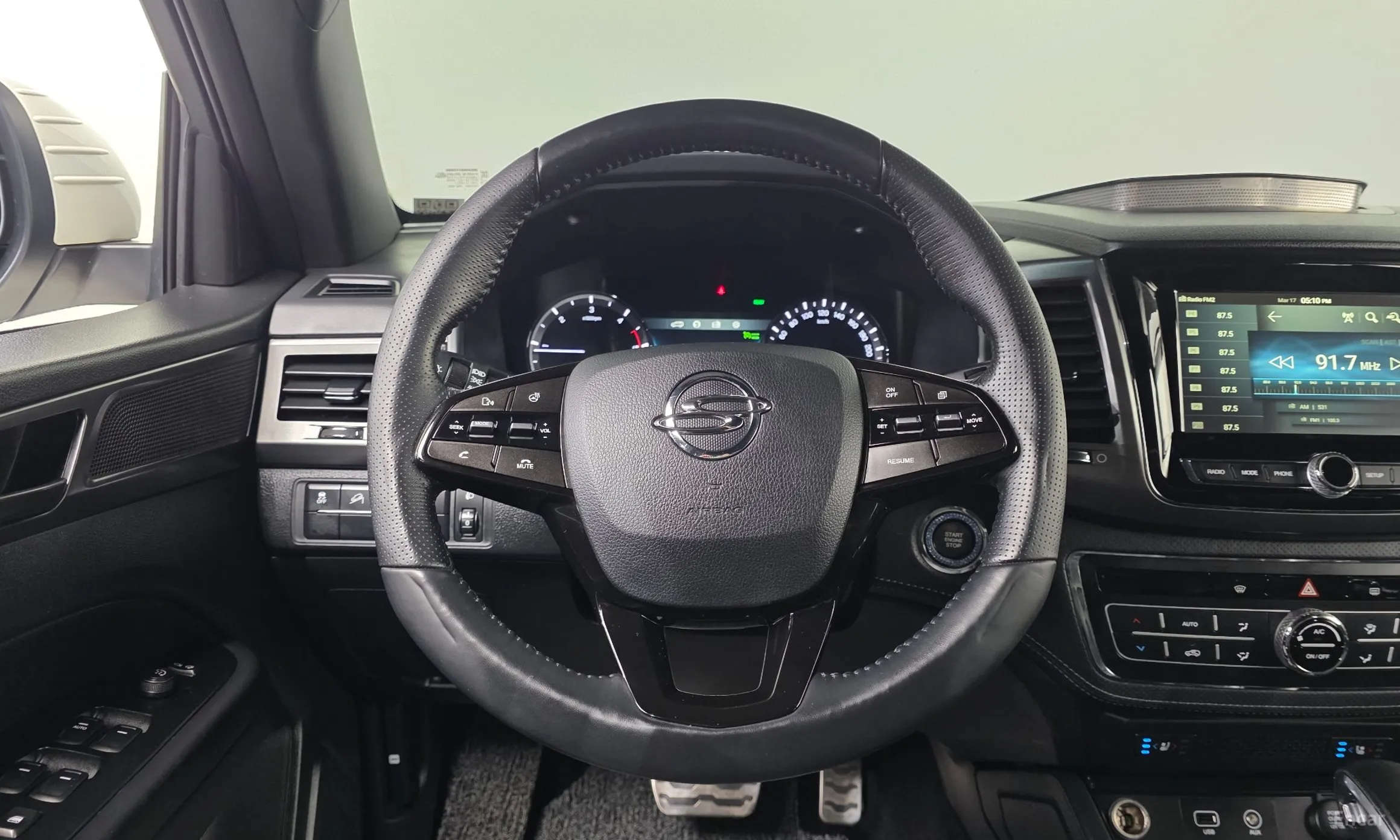 KG Mobility (SsangYong) Rexton Sports Khan превью 17