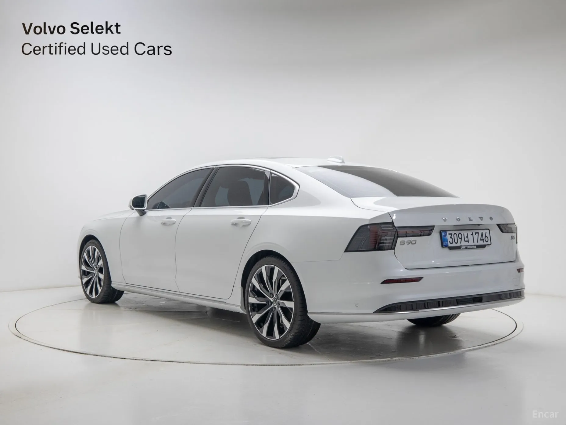 Volvo S90 превью 4