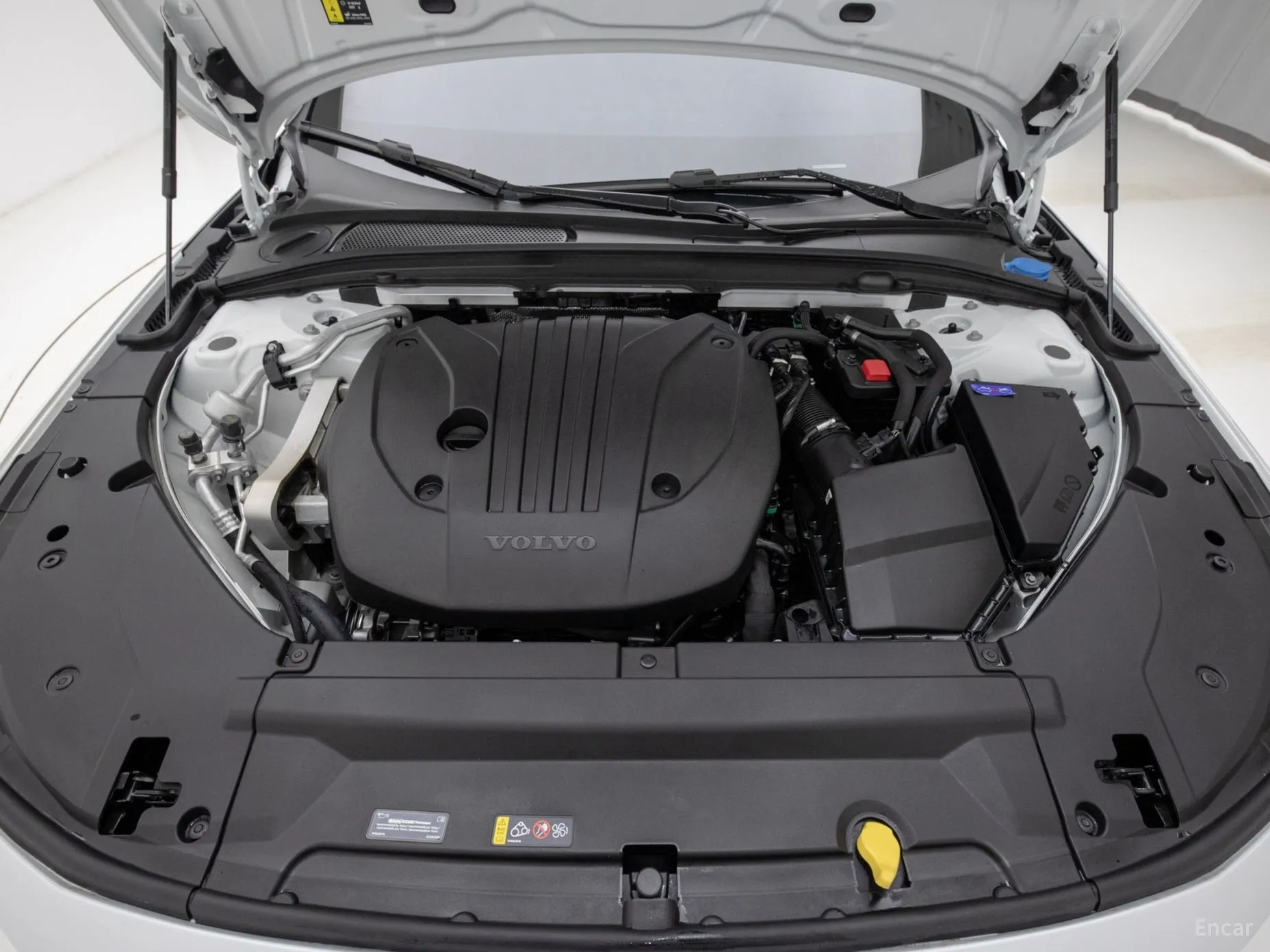 Volvo S90 превью 6